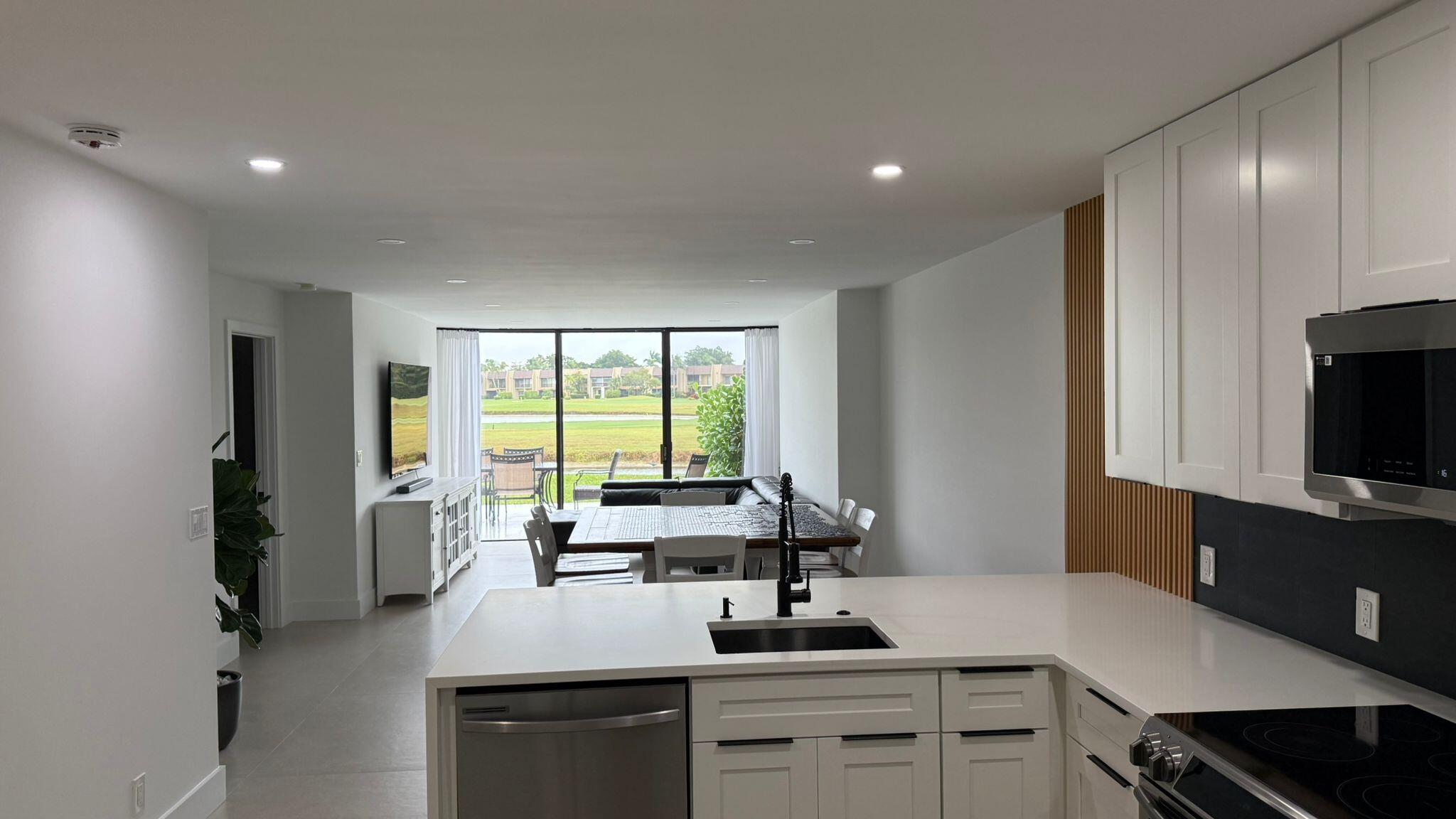 FOUNTAINS OF PALM BEACH CONDO 3 - Residential Lease