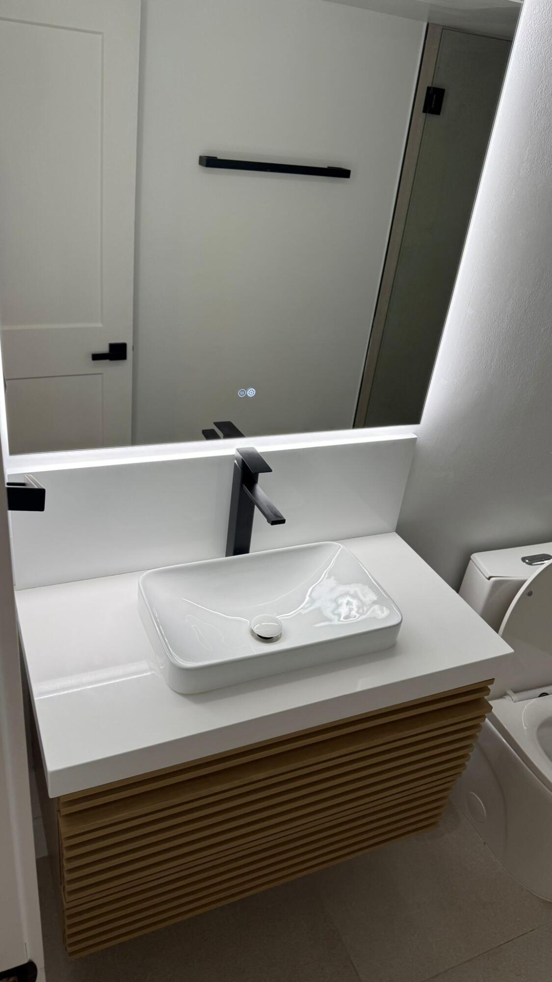 FOUNTAINS OF PALM BEACH CONDO 3 - Residential Lease