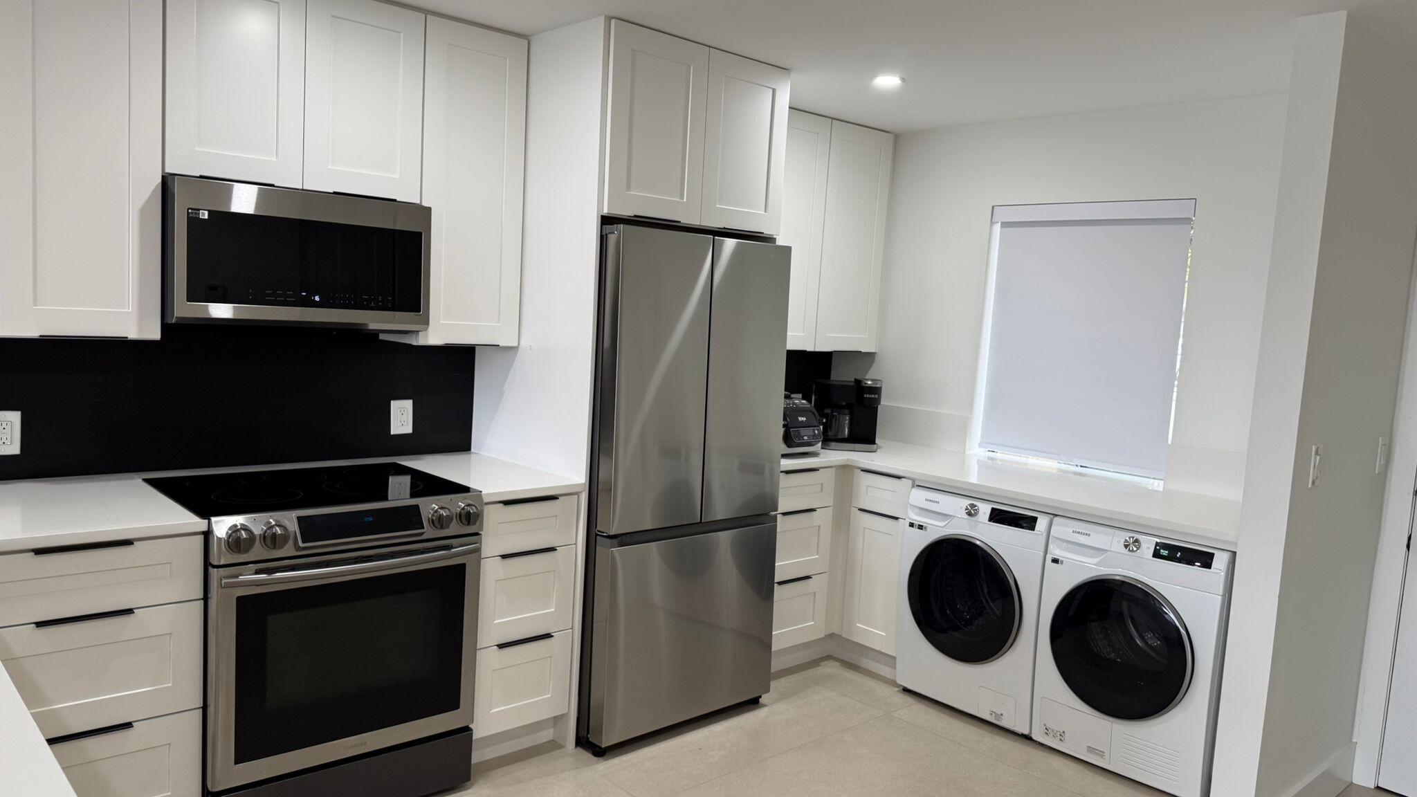 FOUNTAINS OF PALM BEACH CONDO 3 - Residential Lease