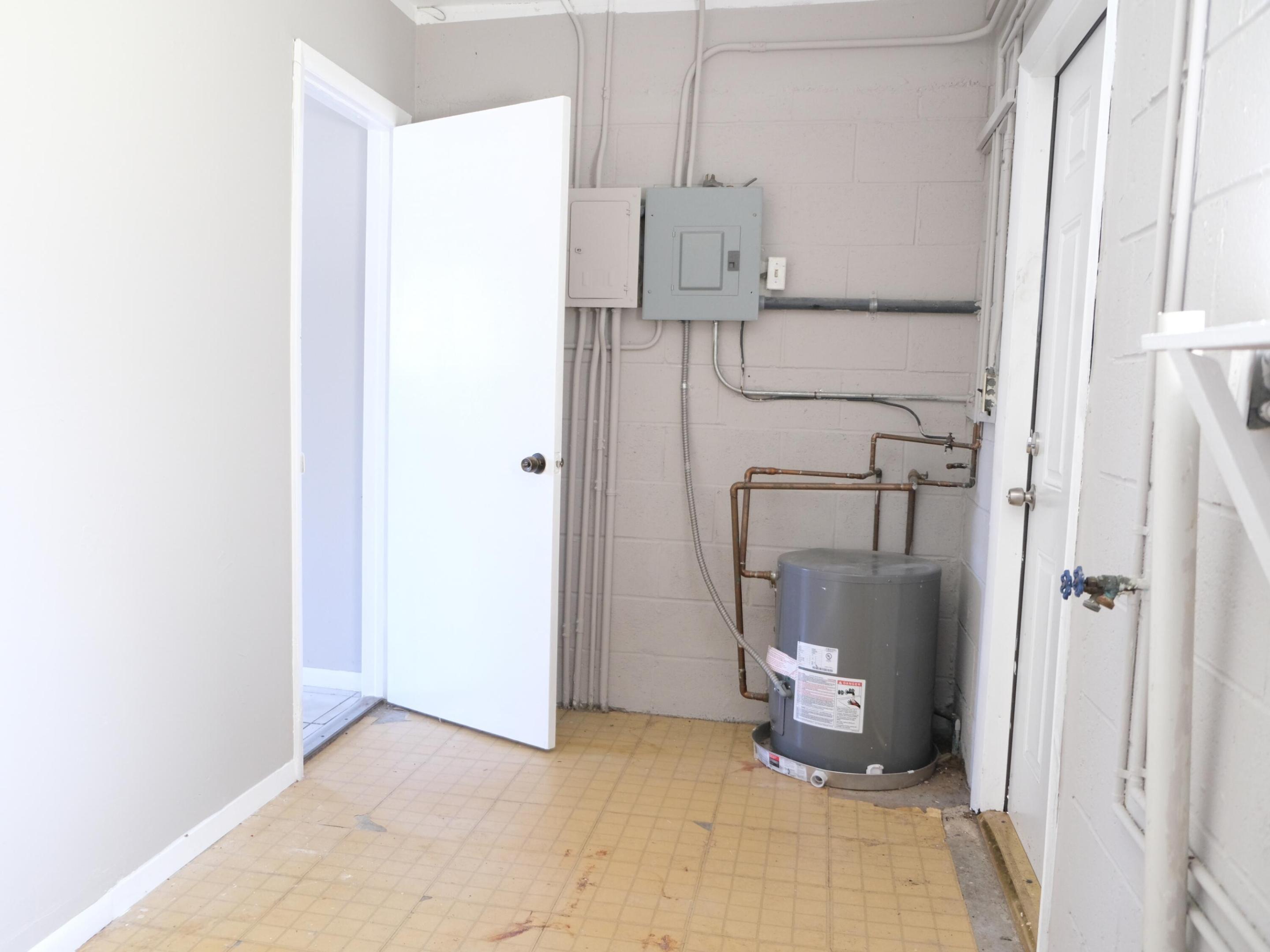 KELSEY CITY - Residential Lease