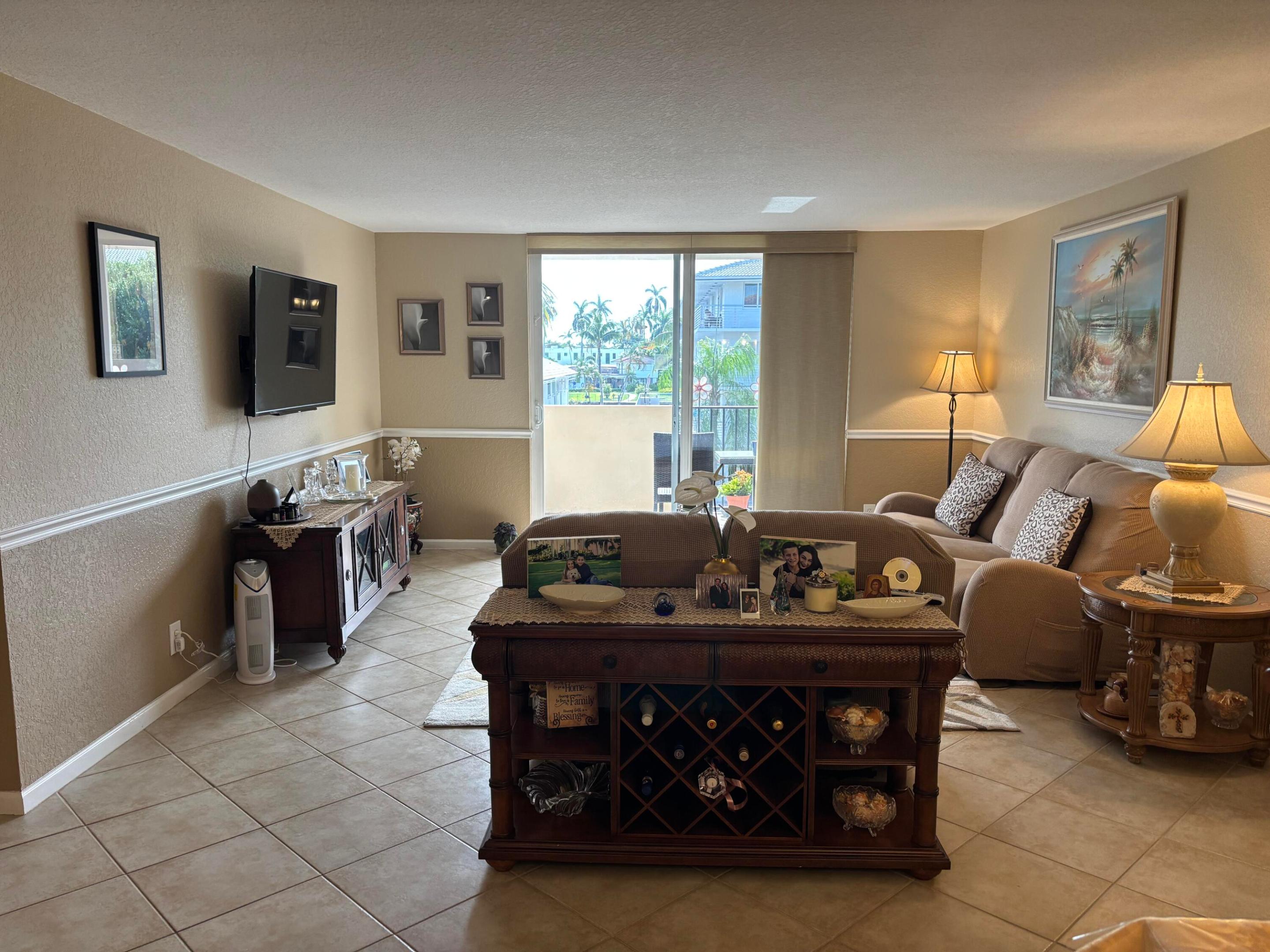 BOCA VIEW CONDO - Residential