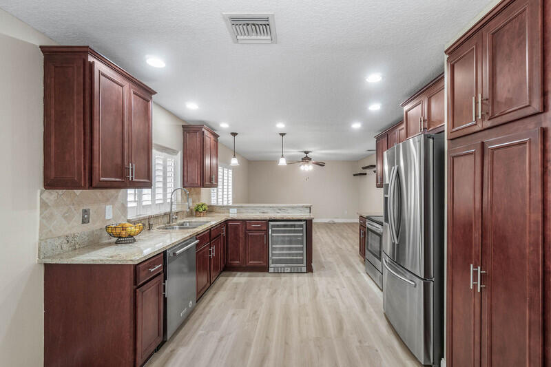 TRACT D OF MISSION BAY - Residential Lease