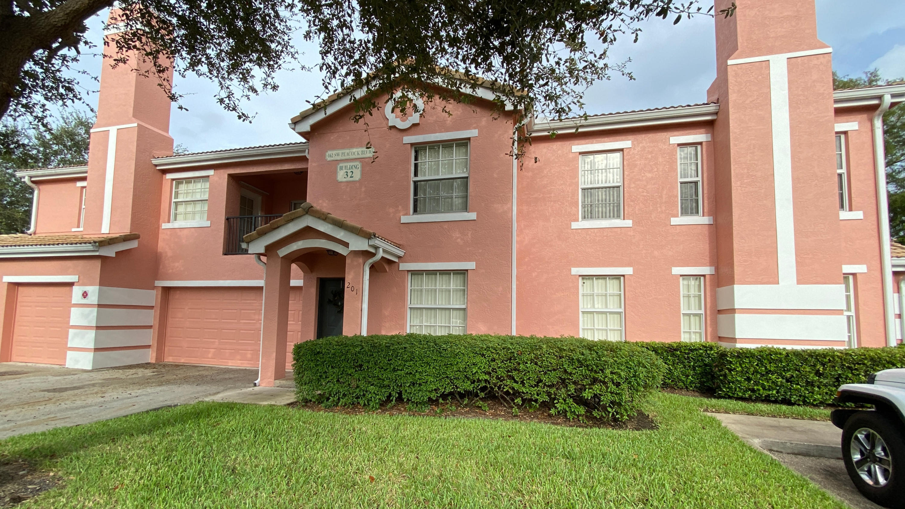 THE BELMONT AT ST LUCIE WEST, A CONDOMINIUM - Residential Lease