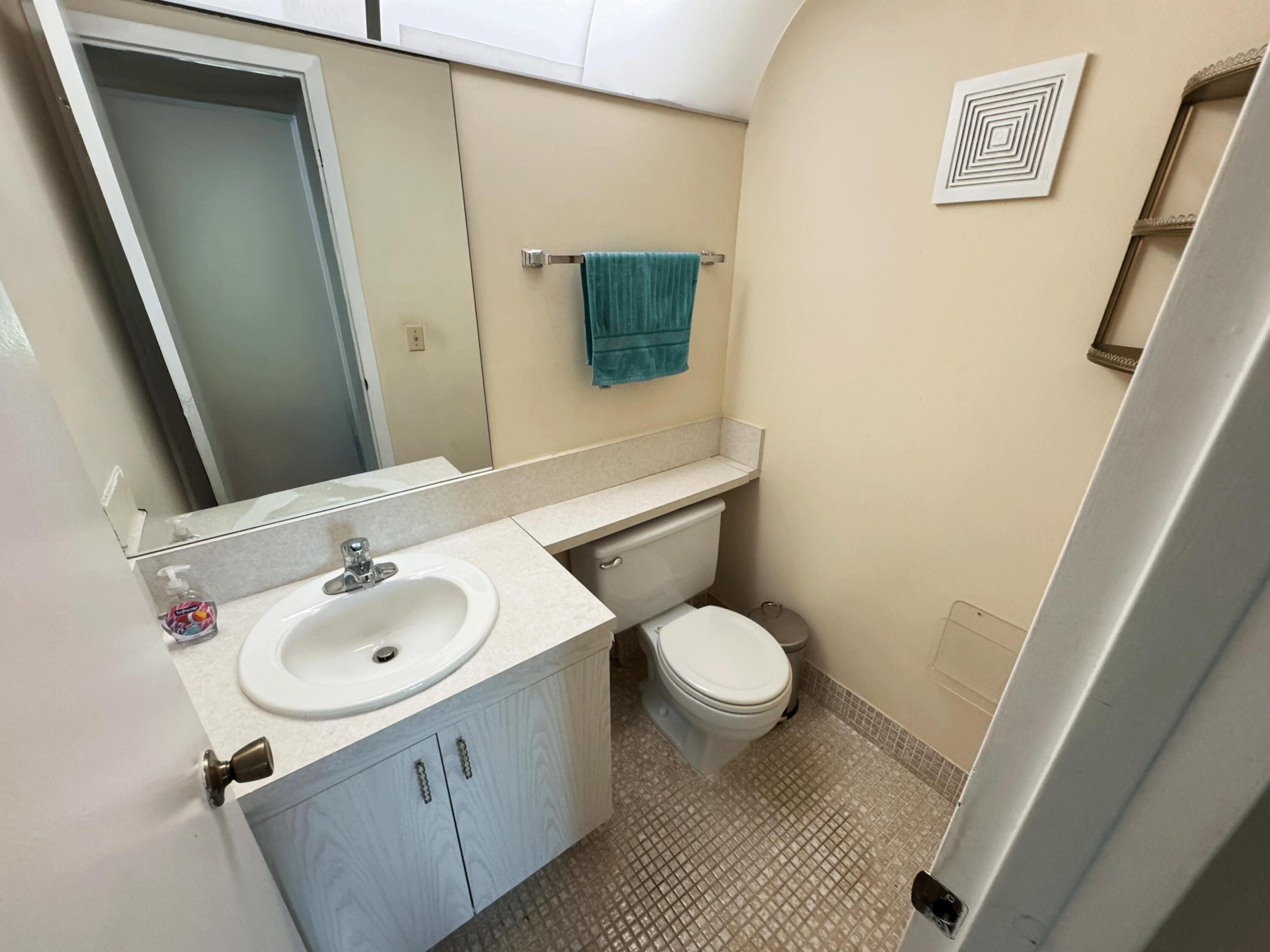 CORNWALL AT CENTURY VILLAGE CONDO - Residential