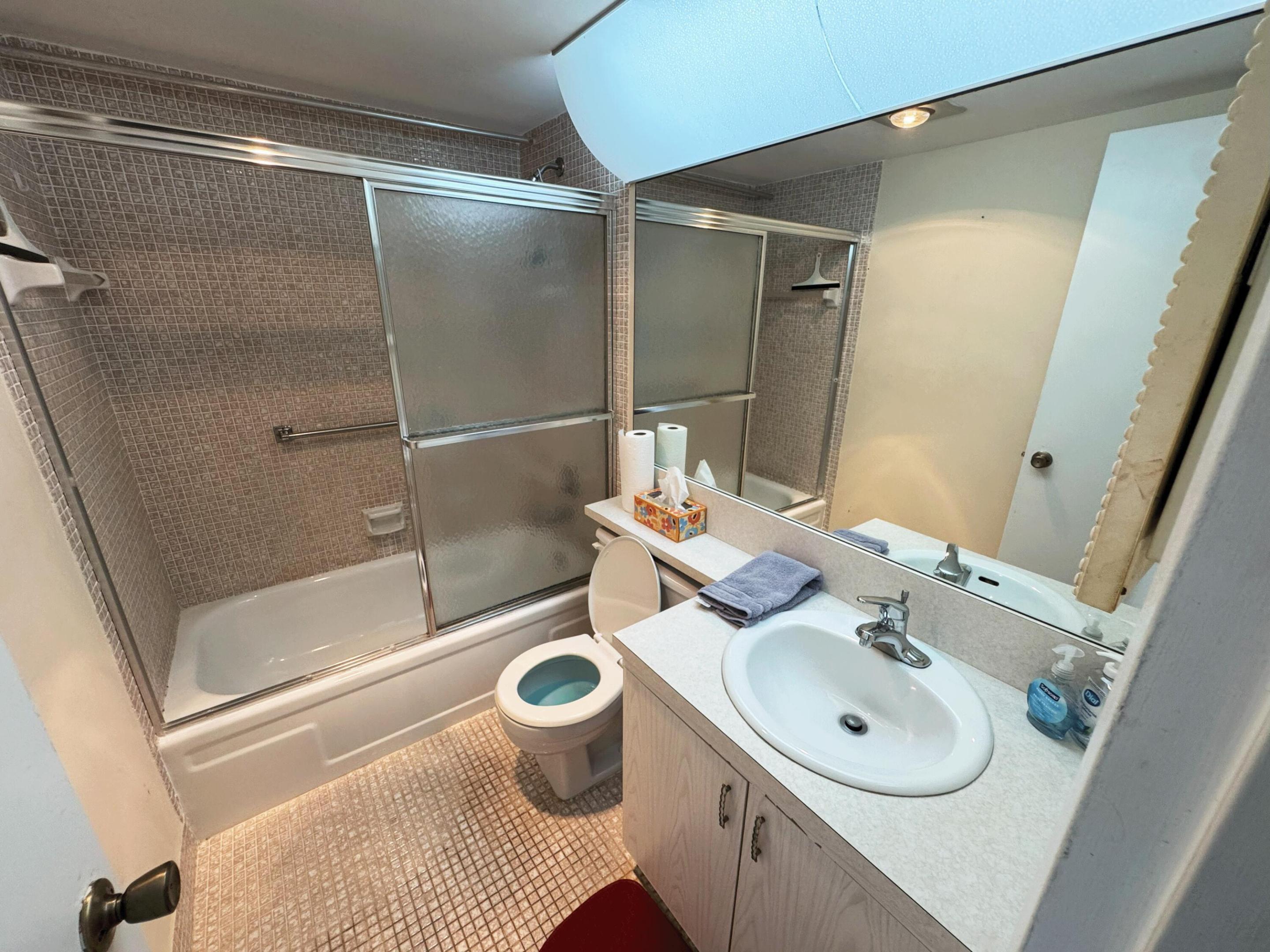 CORNWALL AT CENTURY VILLAGE CONDO - Residential