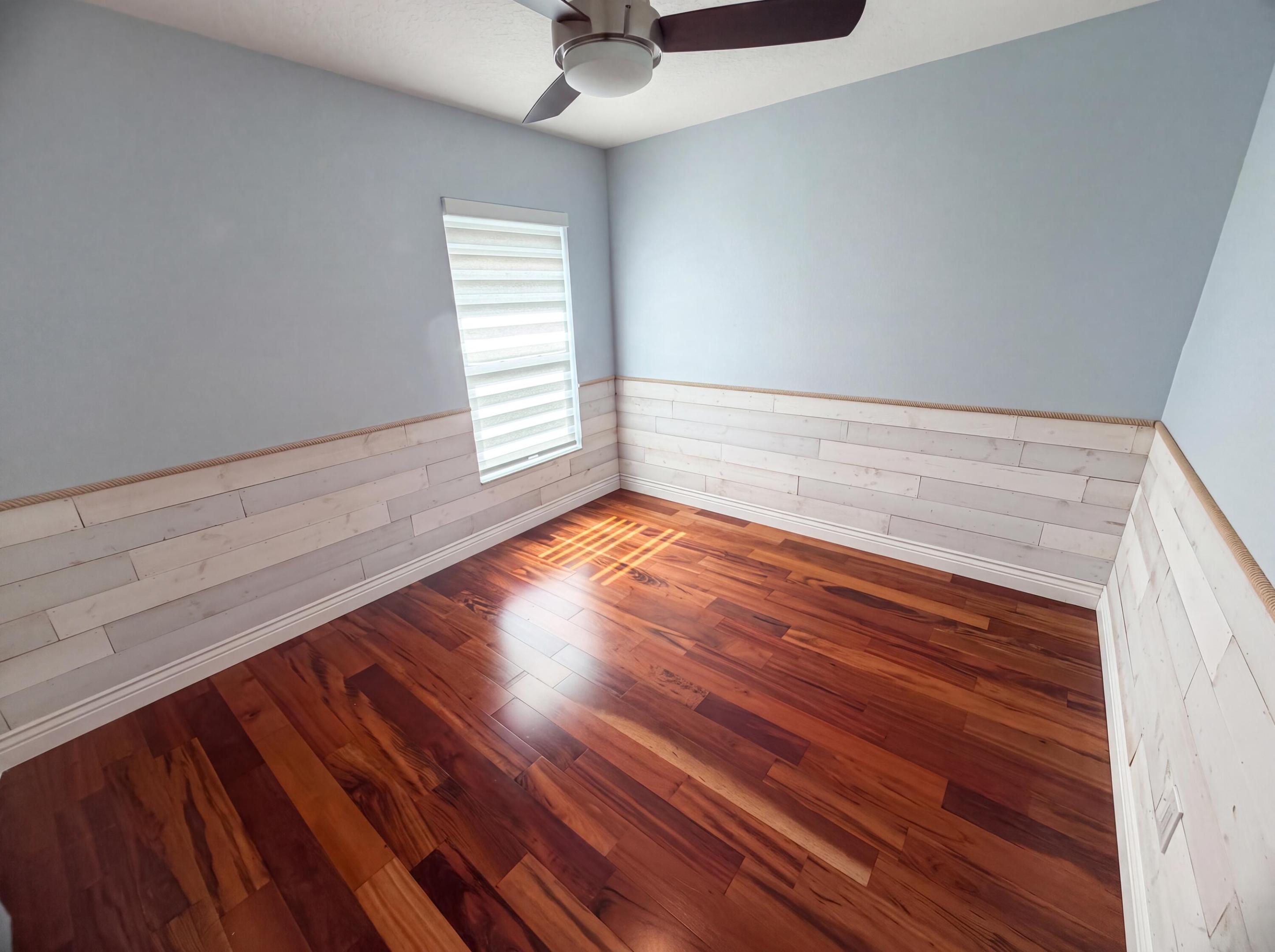 PALM LAKES GARDENS - Residential
