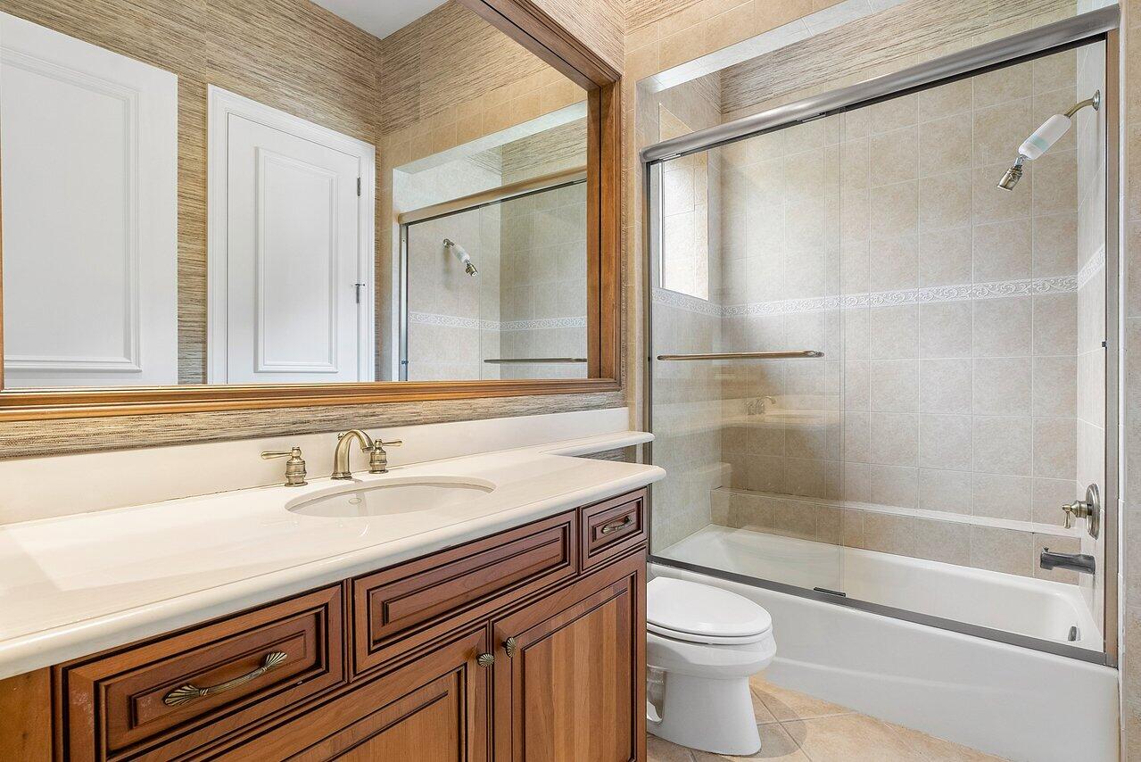 OLD PALM GOLF CLUB - Residential