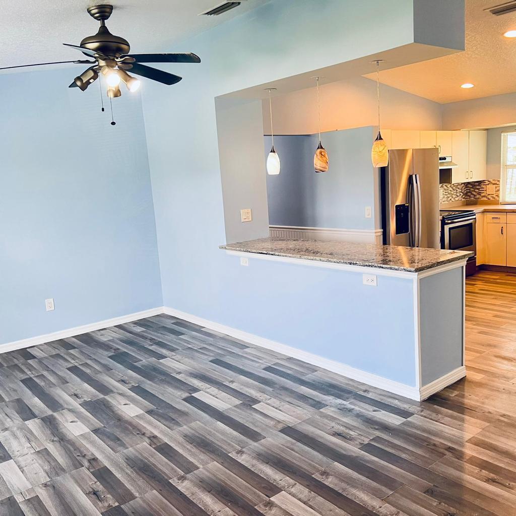 PORT ST LUCIE SECTION 33 - Residential