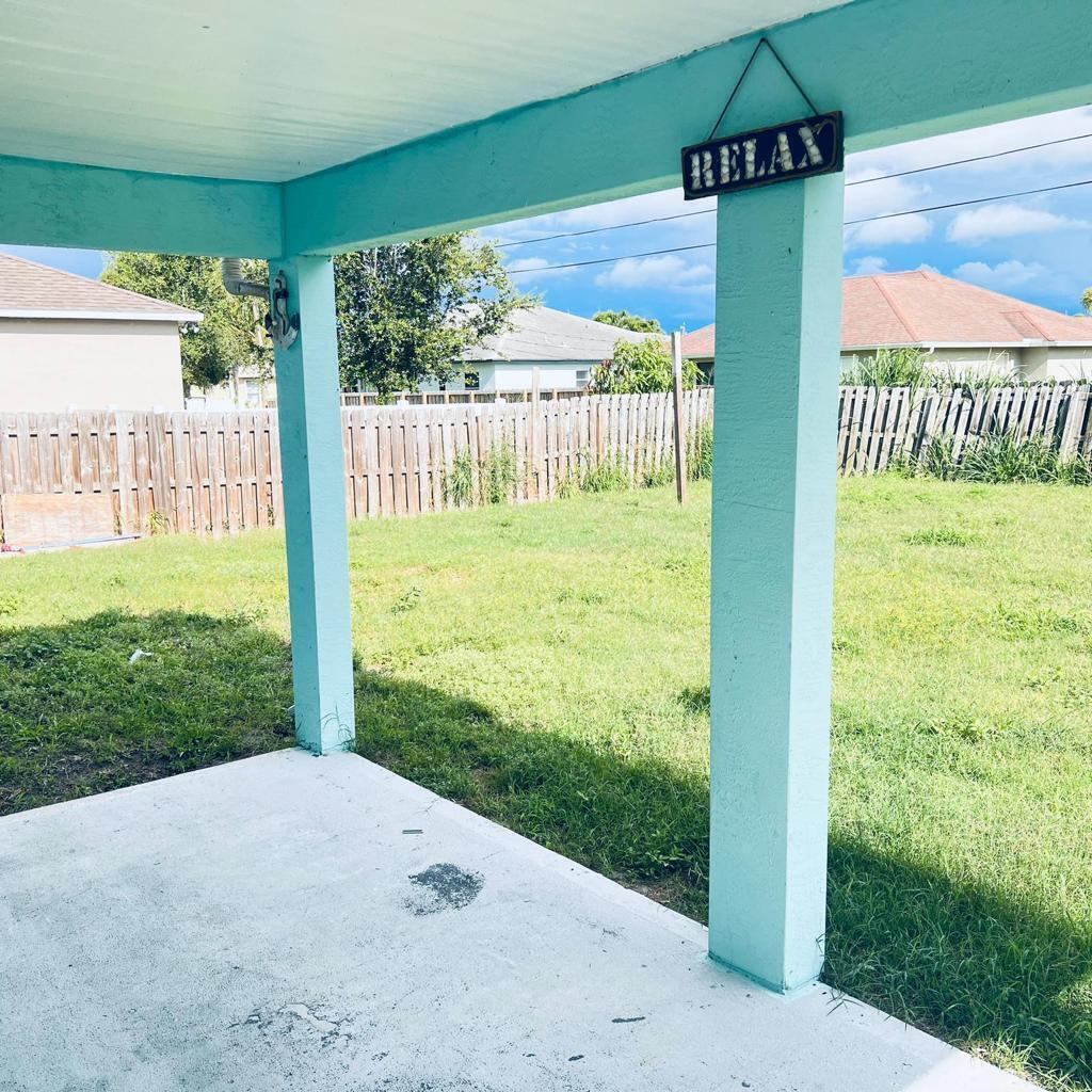 PORT ST LUCIE SECTION 33 - Residential