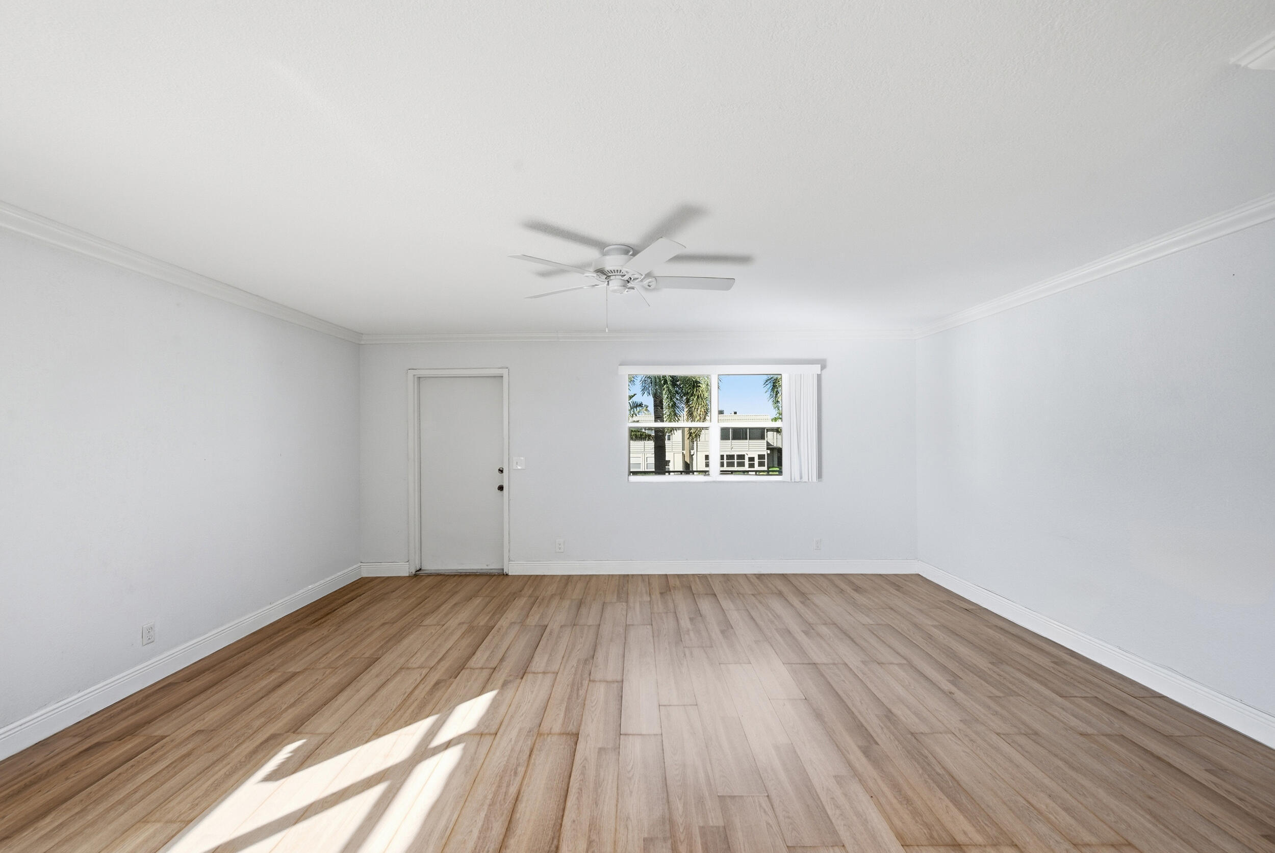 KINGS POINT MONACO CONDOS - Residential