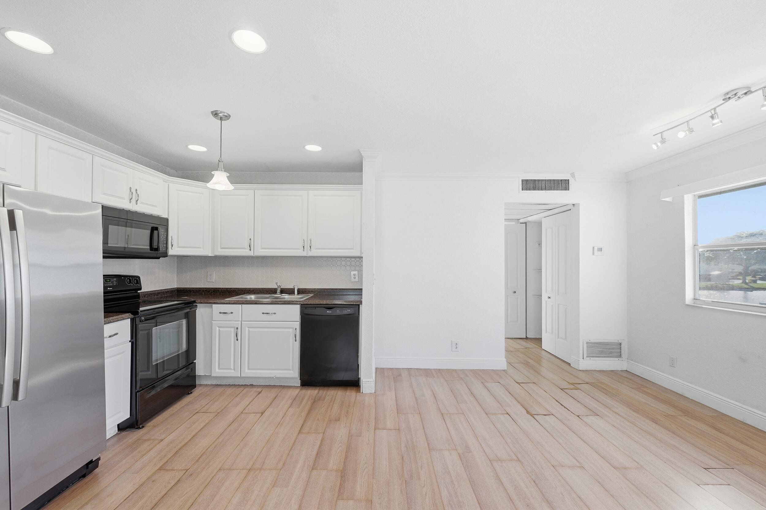 KINGS POINT MONACO CONDOS - Residential
