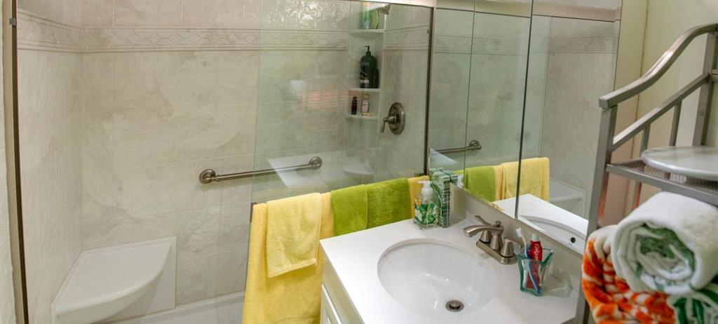 Voyager Condominium - Residential