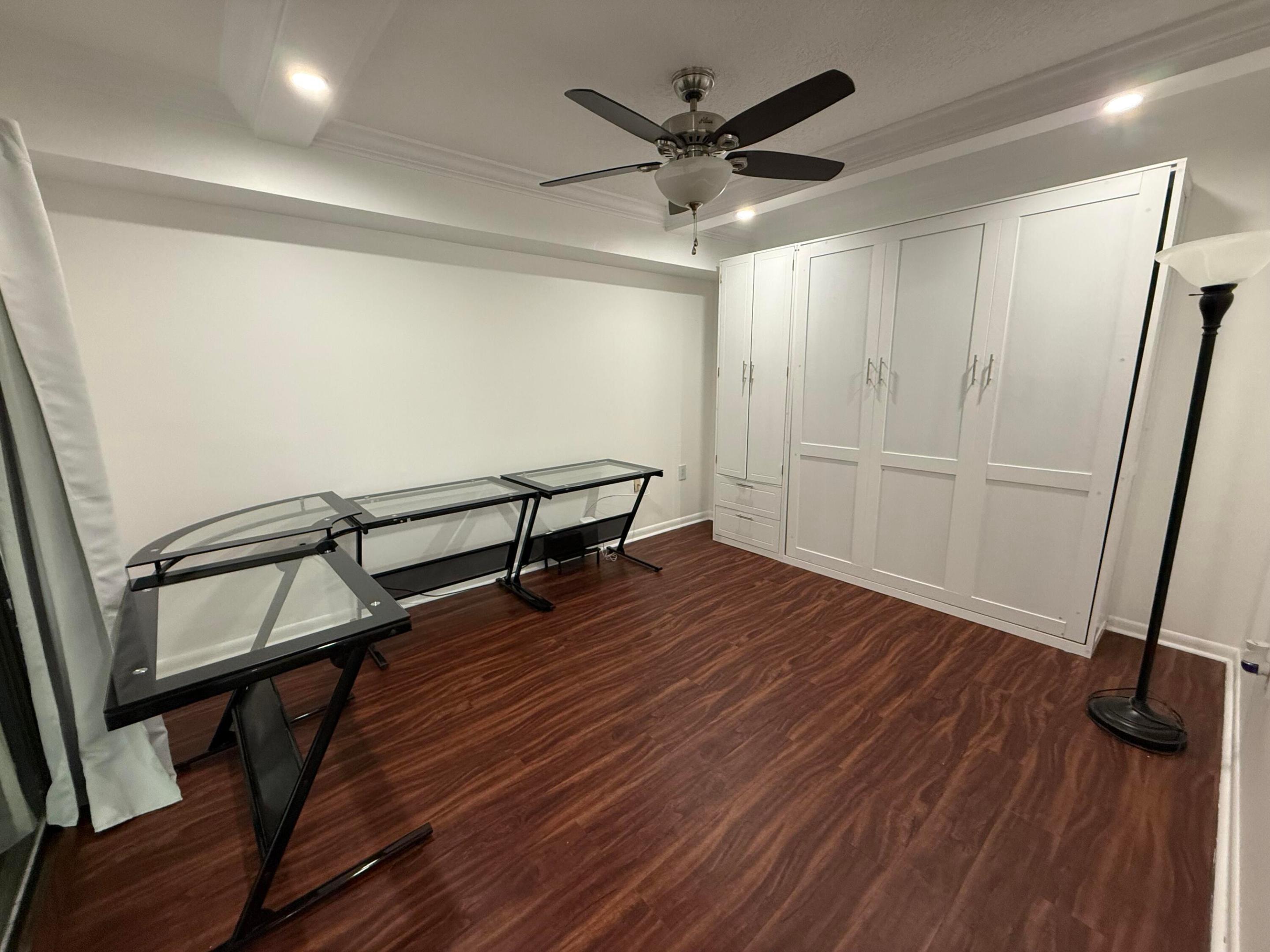 GARDEN LAKES - Residential Lease