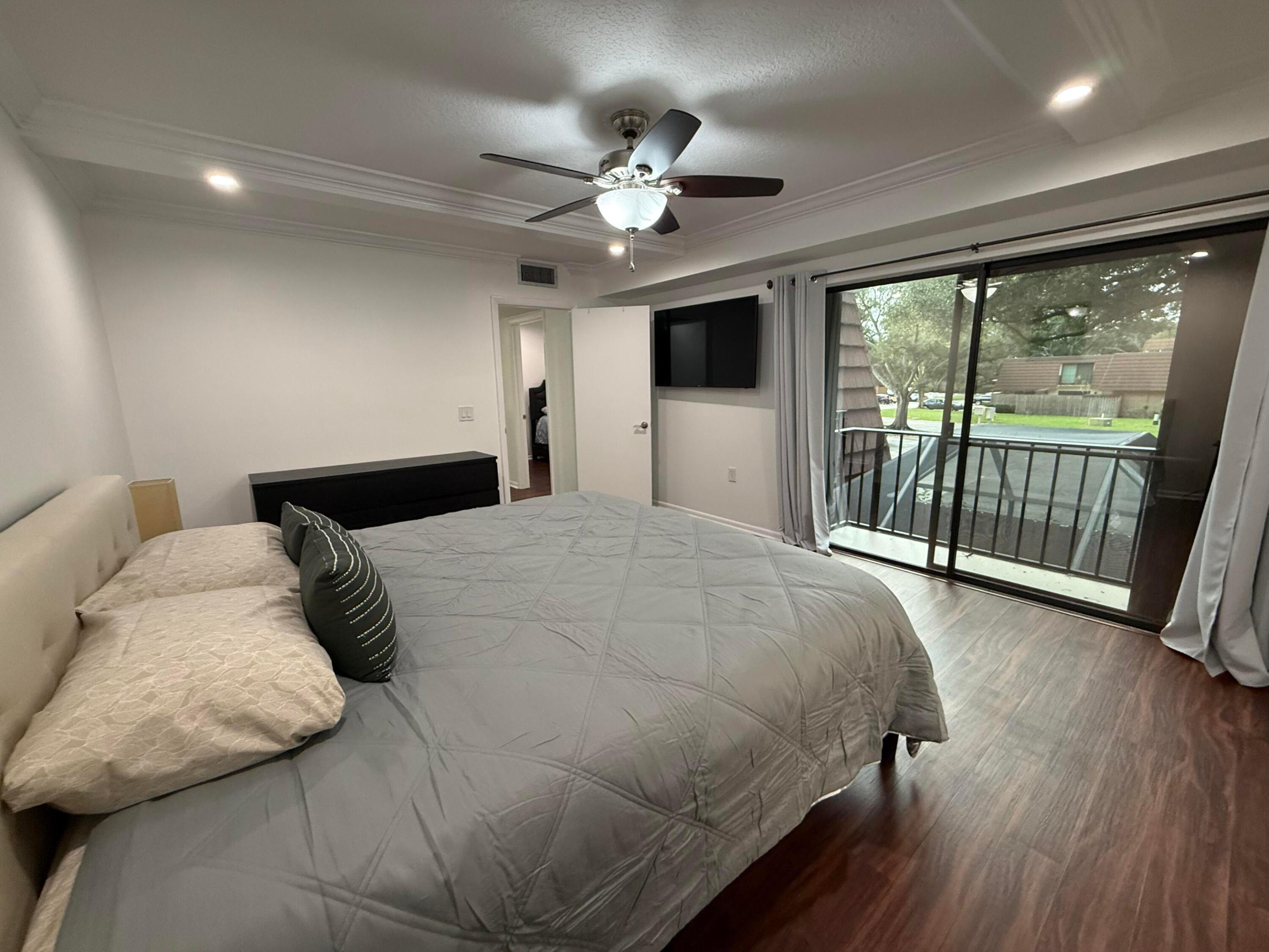 GARDEN LAKES - Residential Lease