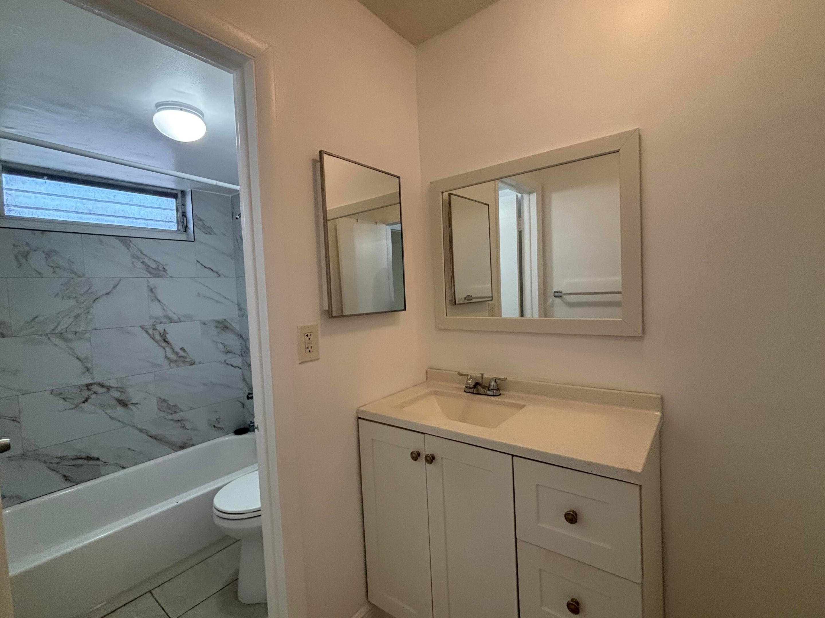 KINGSTON TOWERS - Residential Lease