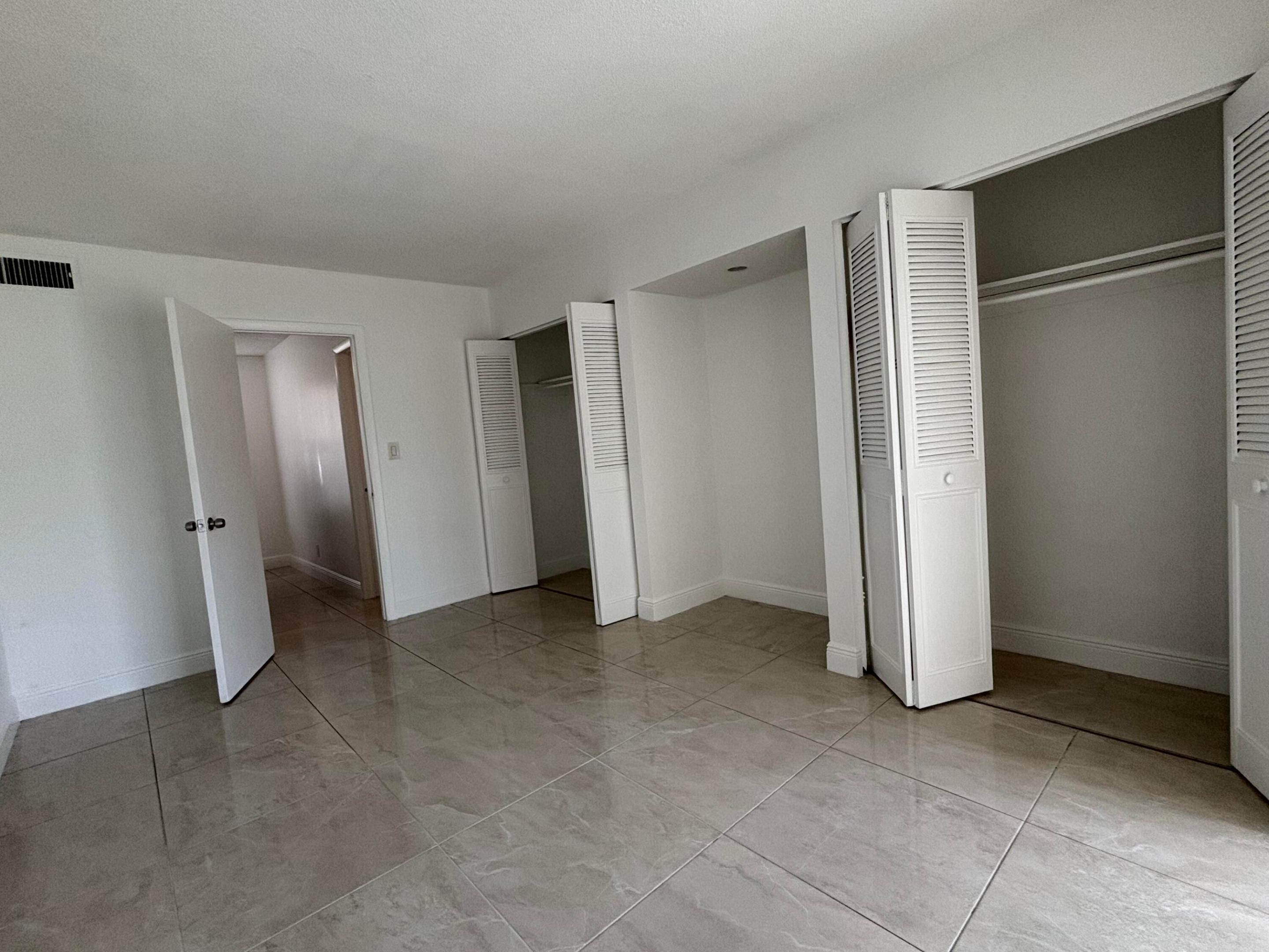 KINGSTON TOWERS - Residential Lease