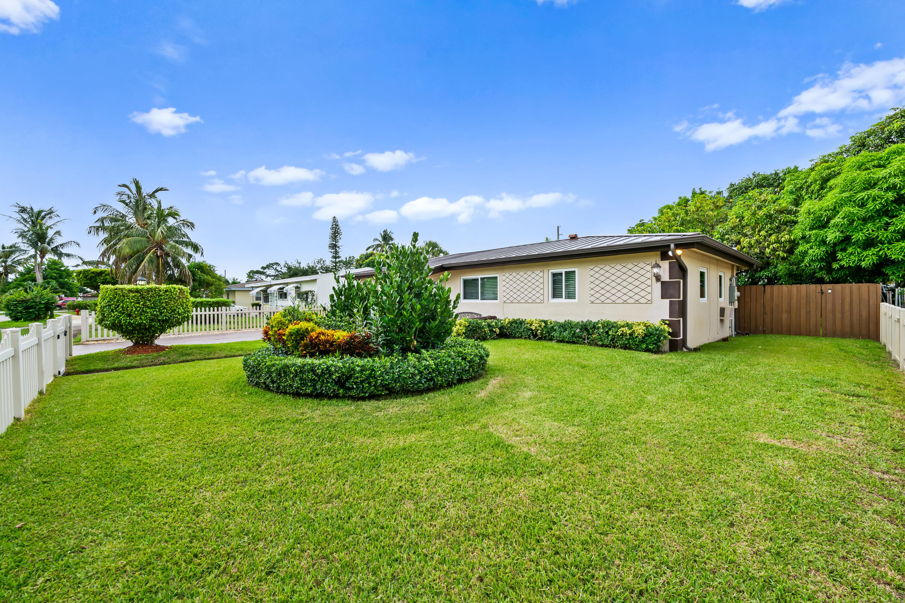 MELROSE PARK SECT 1 - Residential