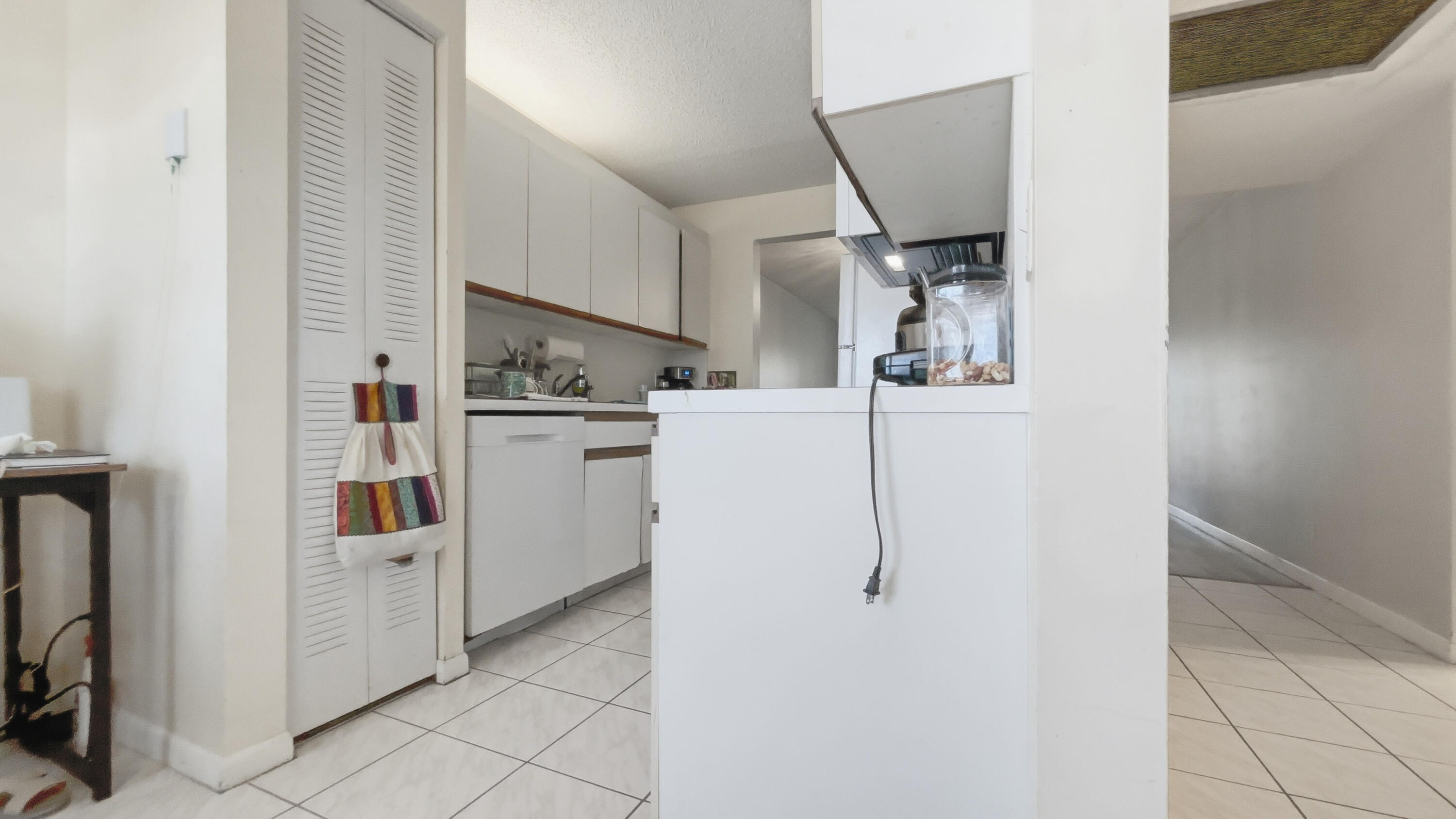 CAMBRIDGE AT CENTURY VILLAGE - Residential