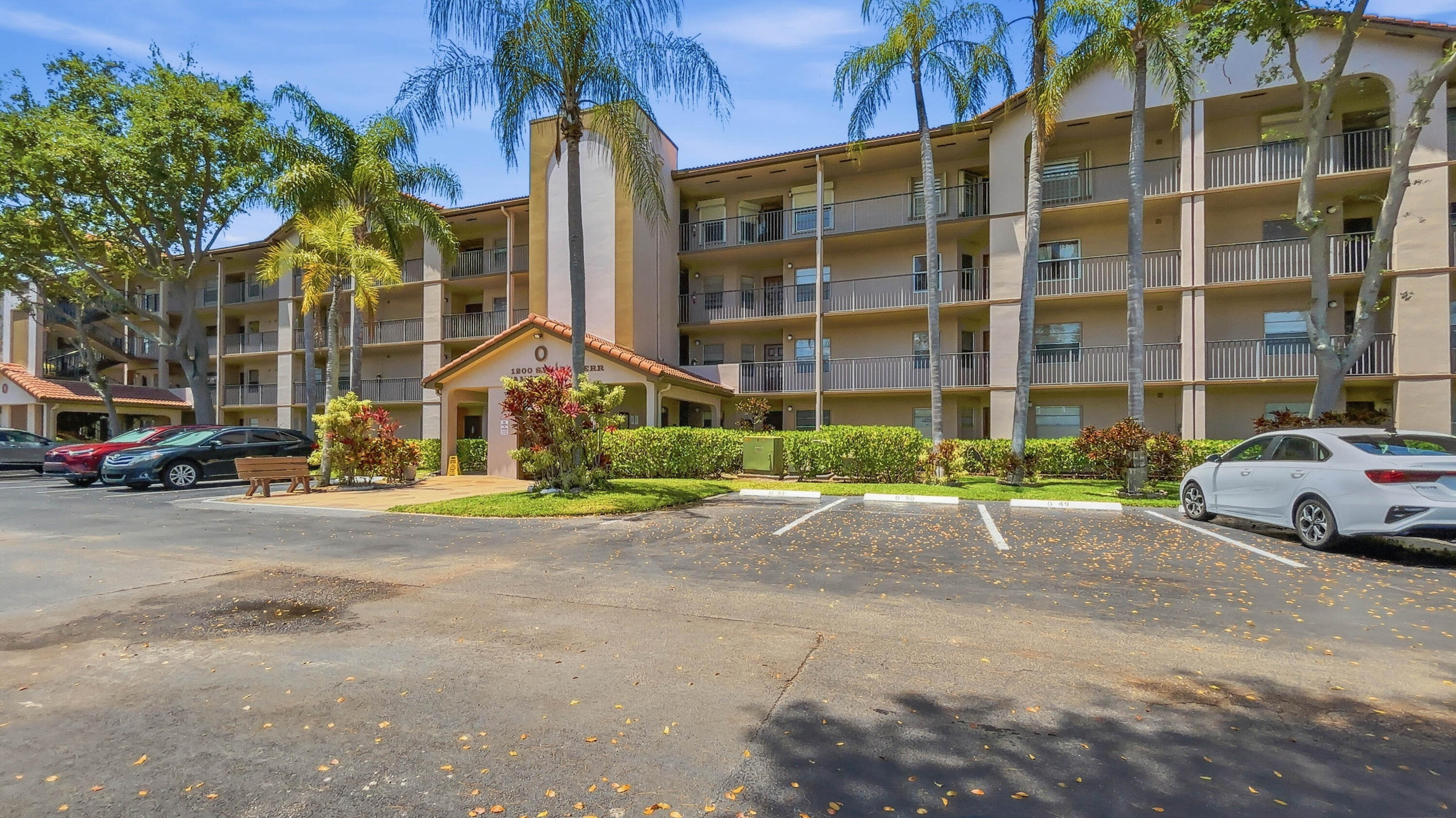 Come see this 2-bedroom, 2-bathroom condo in Century Village featuring laminate flooring throughout and an in-unit washer and dryer. Enjoy resort-style living with community amenities including a pool and spa, tennis courts, fitness center, theatre, golf course, gym, and complimentary transportation. Conveniently located near I-75, Pembroke Gardens Mall, restaurants, shopping, and more. The association requires 700 credit score.