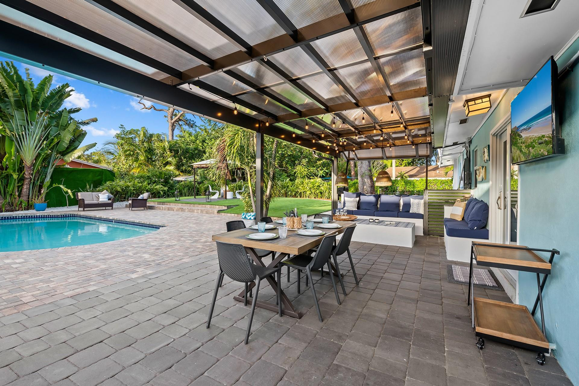 RIVERSIDE PARK - Residential