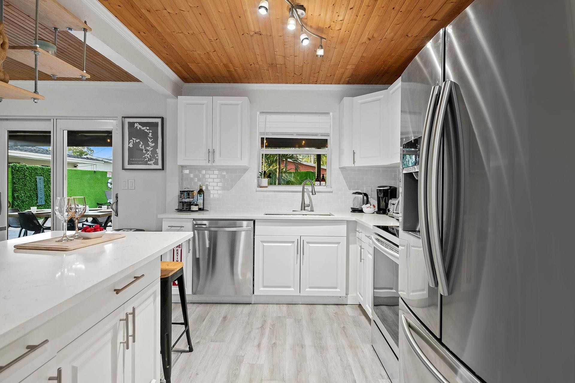 RIVERSIDE PARK - Residential