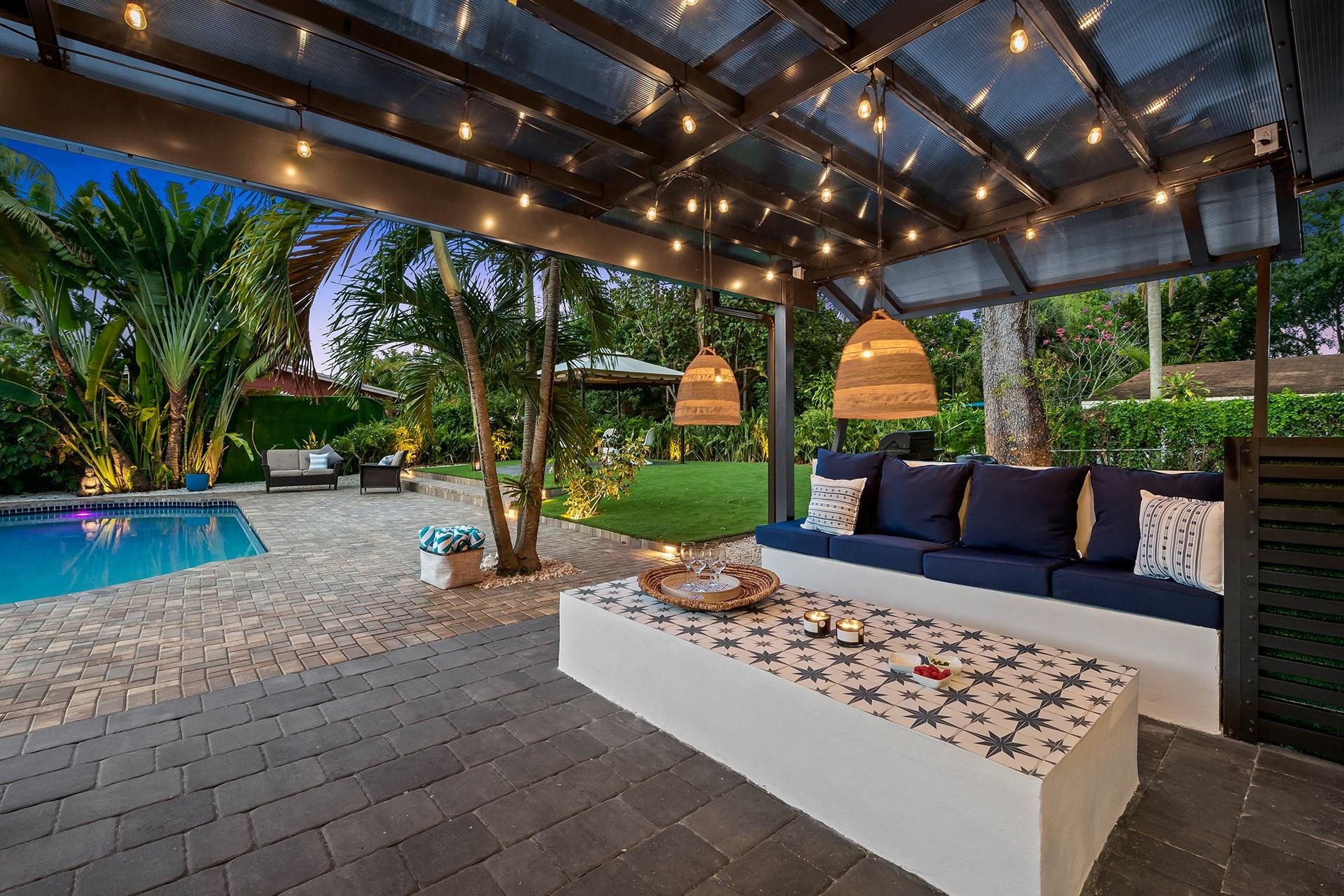 RIVERSIDE PARK - Residential