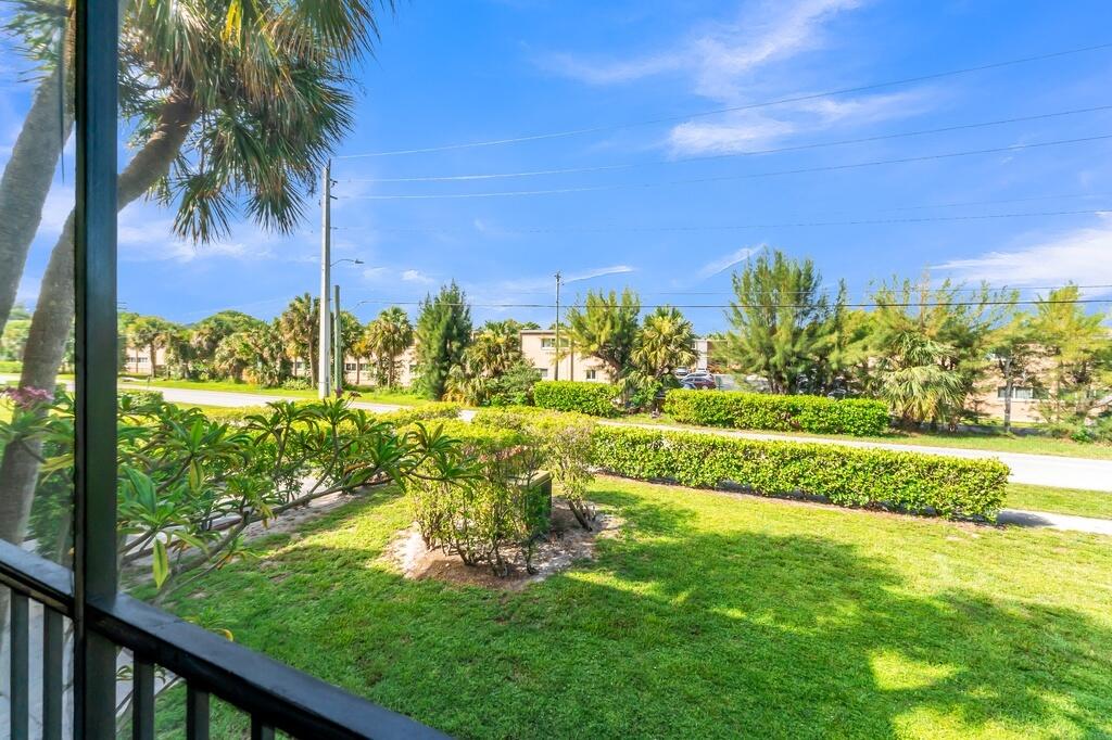 CASA DEL RIO CONDO - Residential