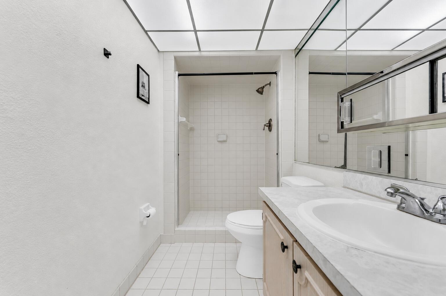 CASA DEL RIO CONDO - Residential