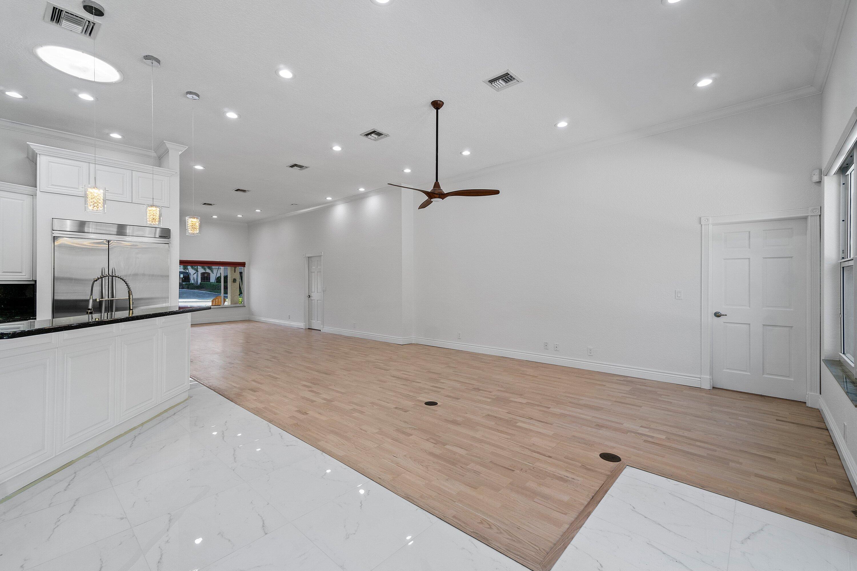 BOCA VILLAS SEC C - Residential Lease