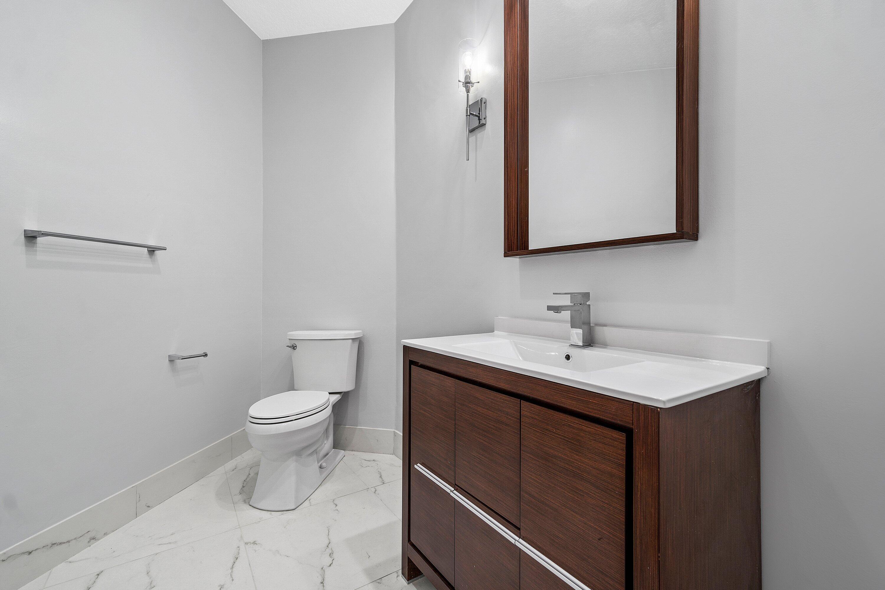 BOCA VILLAS SEC C - Residential Lease