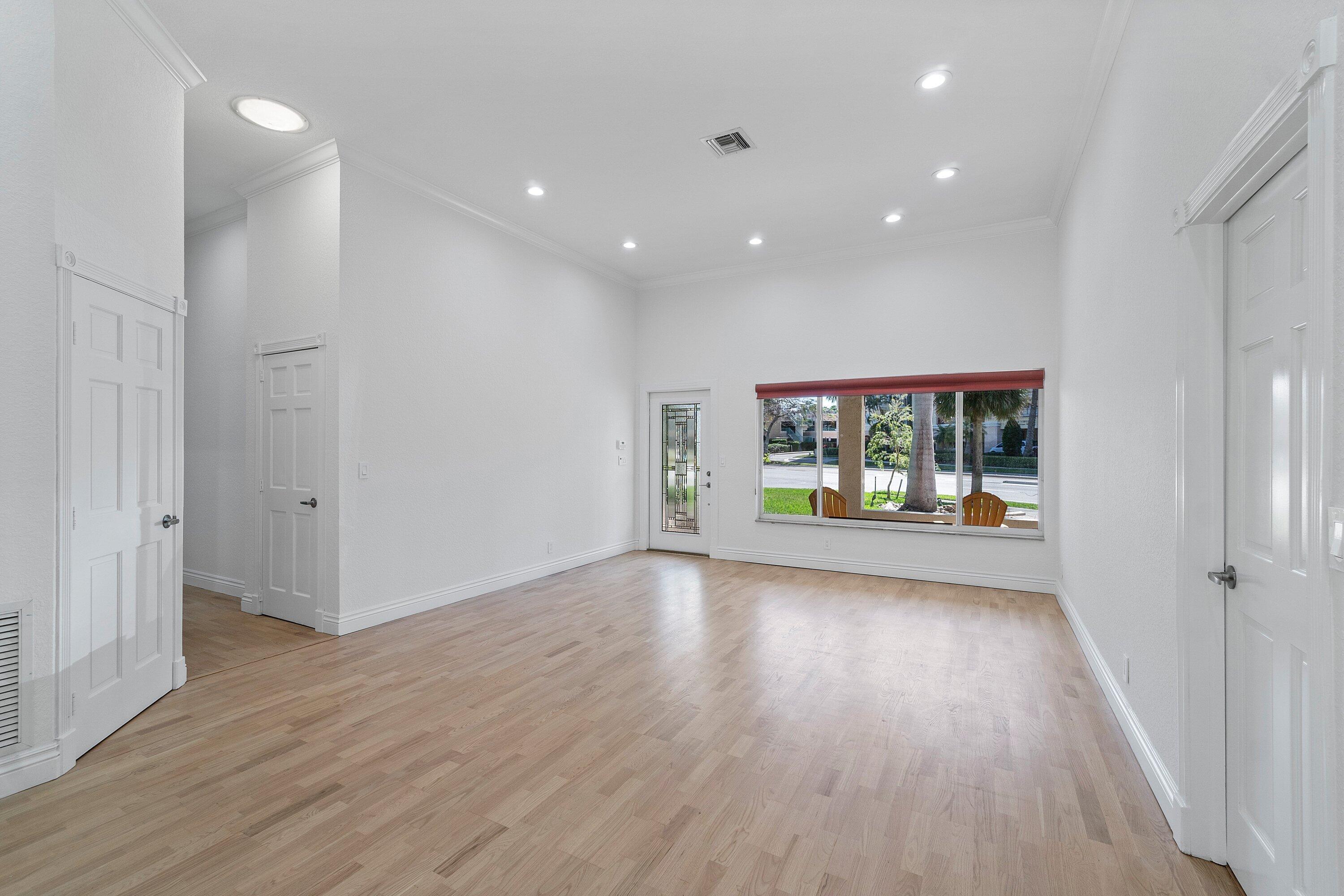 BOCA VILLAS SEC C - Residential Lease