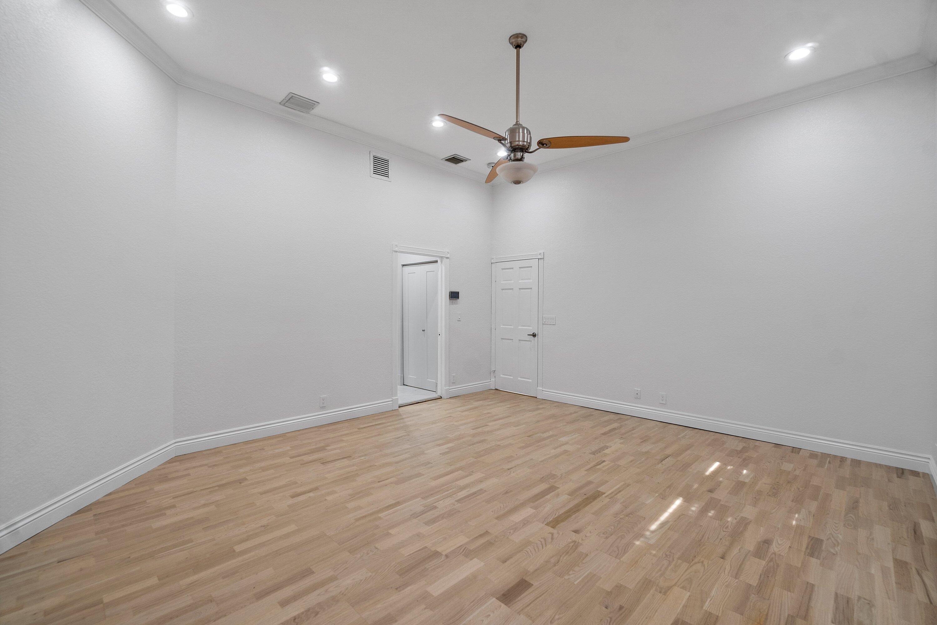 BOCA VILLAS SEC C - Residential Lease