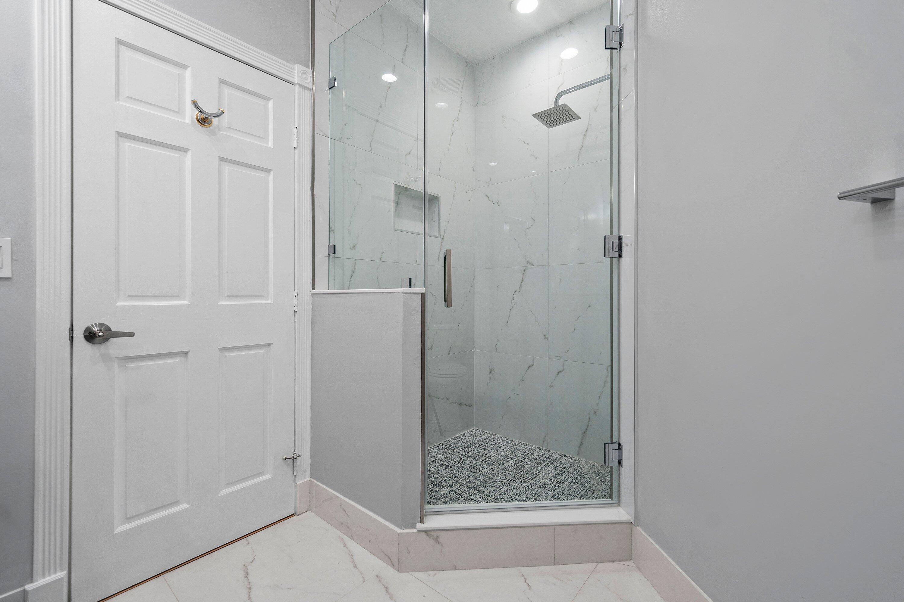 BOCA VILLAS SEC C - Residential Lease