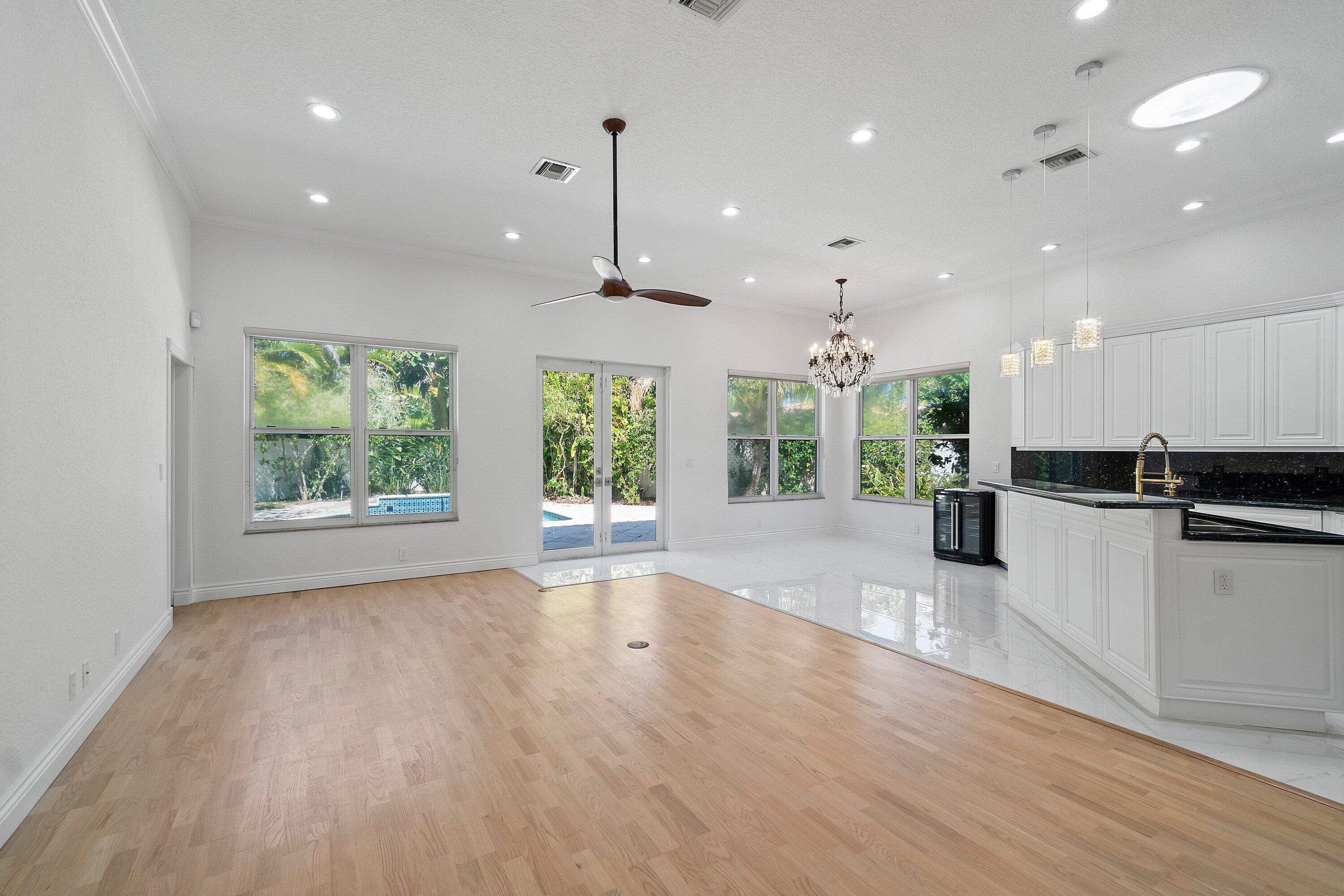 BOCA VILLAS SEC C - Residential Lease