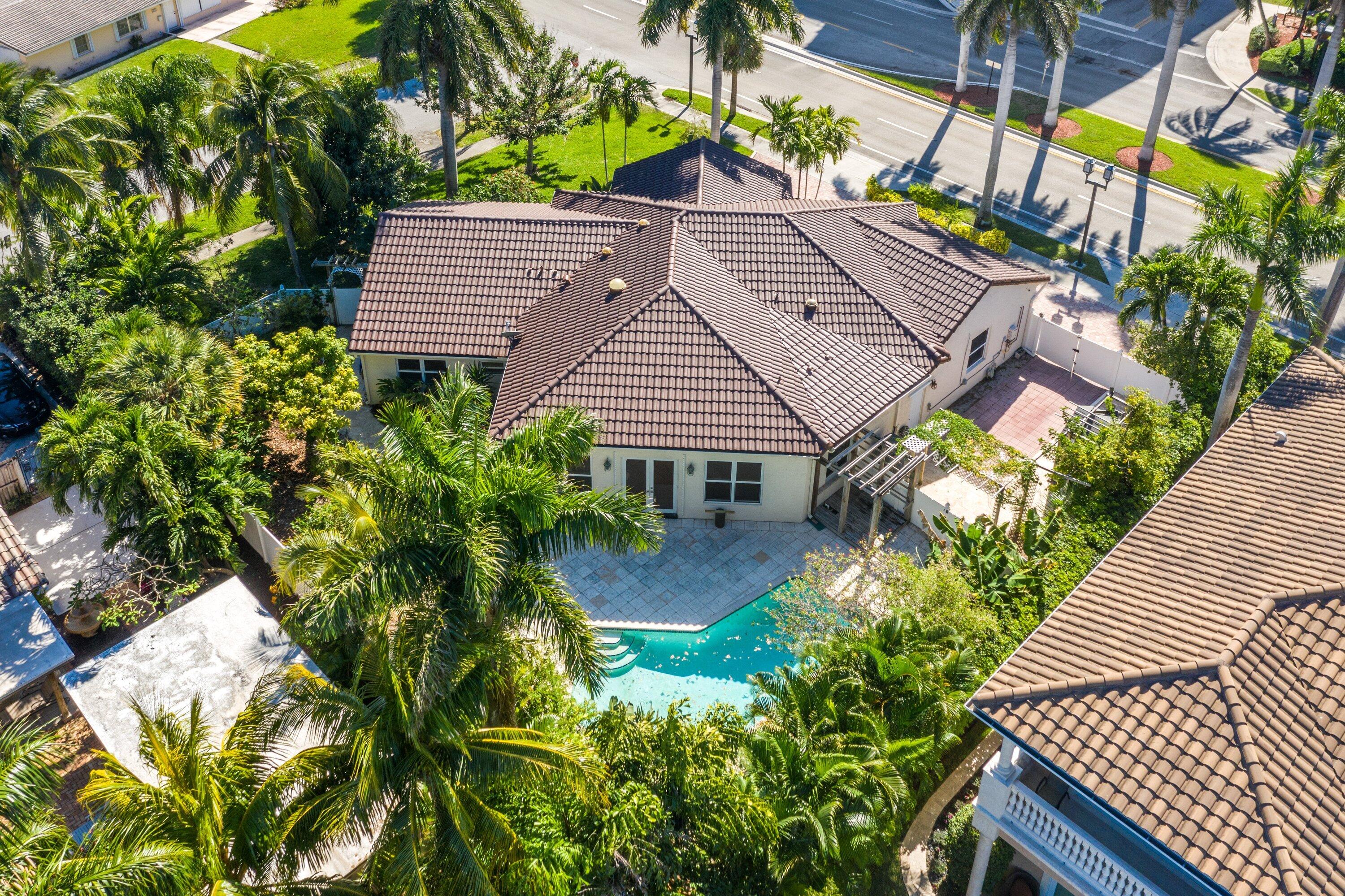 BOCA VILLAS SEC C - Residential Lease