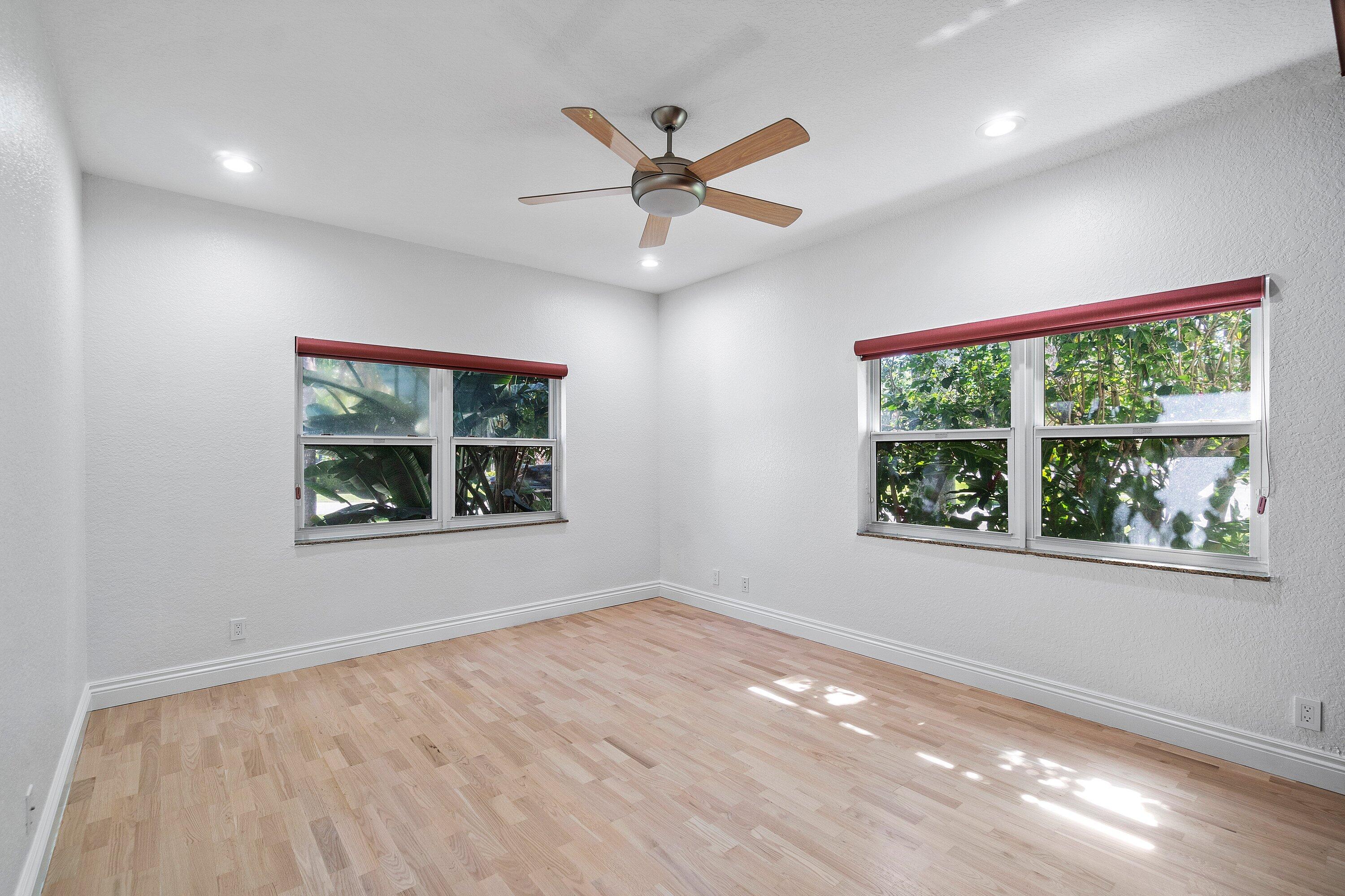 BOCA VILLAS SEC C - Residential Lease