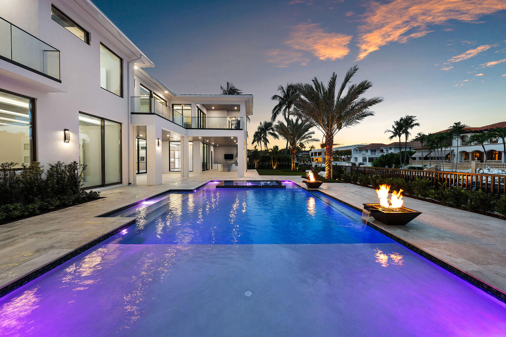 ROYAL PALM YACHT & COUNTRY CLUB - Residential