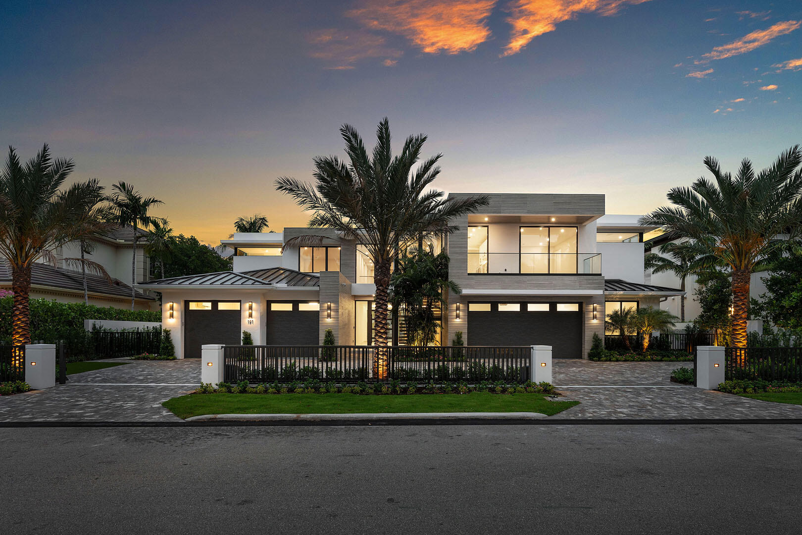 ROYAL PALM YACHT & COUNTRY CLUB - Residential