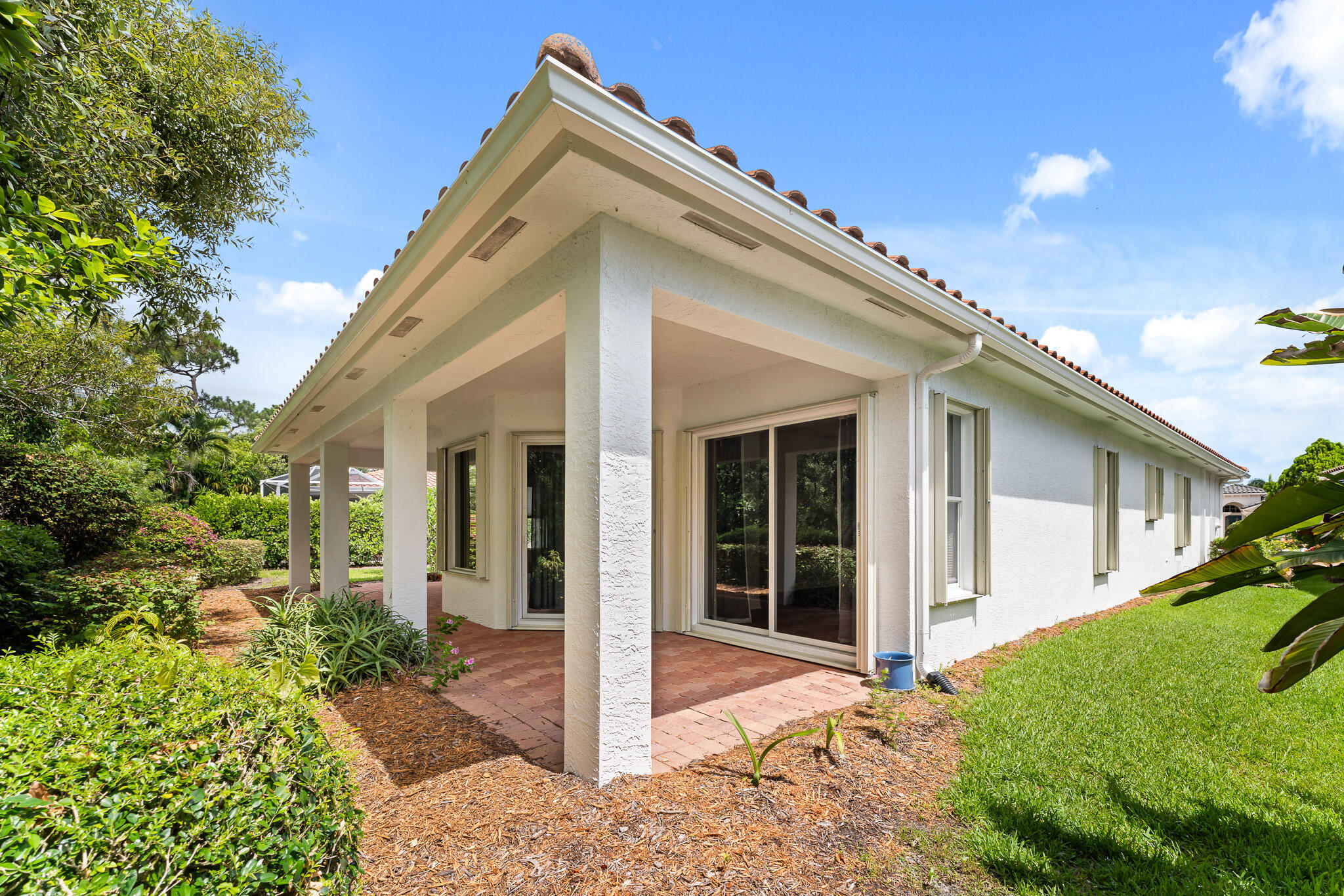 PALM COVE GOLF & YACHT CLUB - Residential