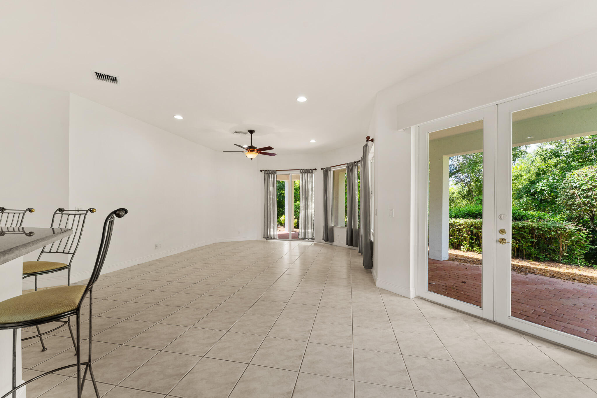 PALM COVE GOLF & YACHT CLUB - Residential