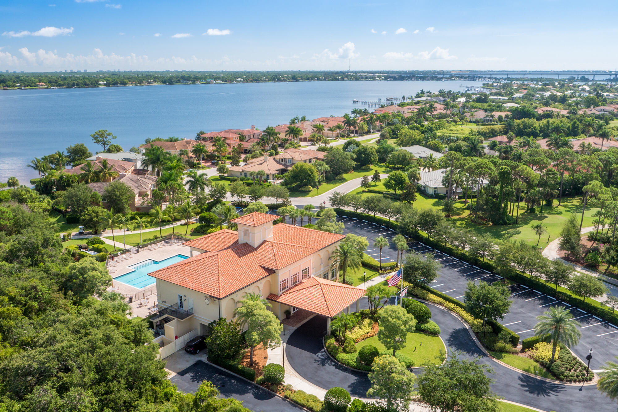 PALM COVE GOLF & YACHT CLUB - Residential