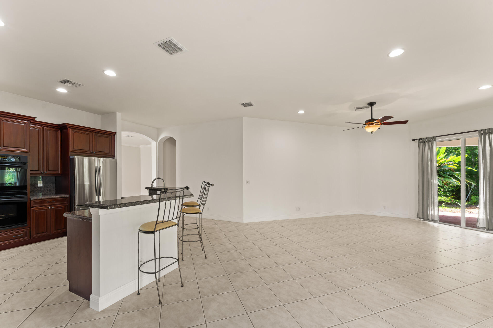 PALM COVE GOLF & YACHT CLUB - Residential