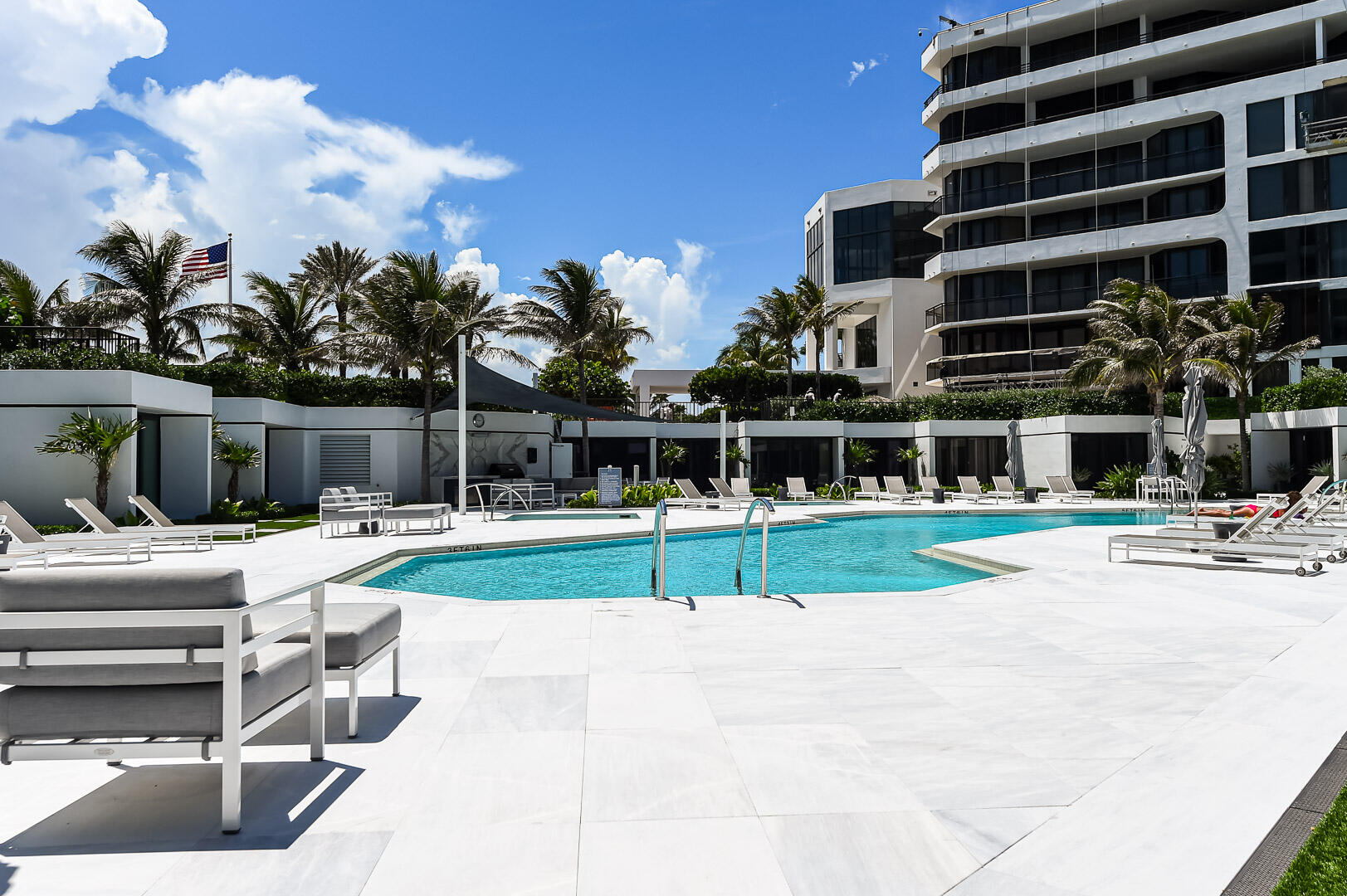 Palm Beach Hampton - Residential