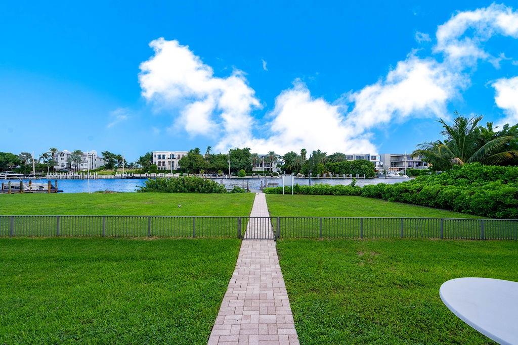 Caps Island - Residential