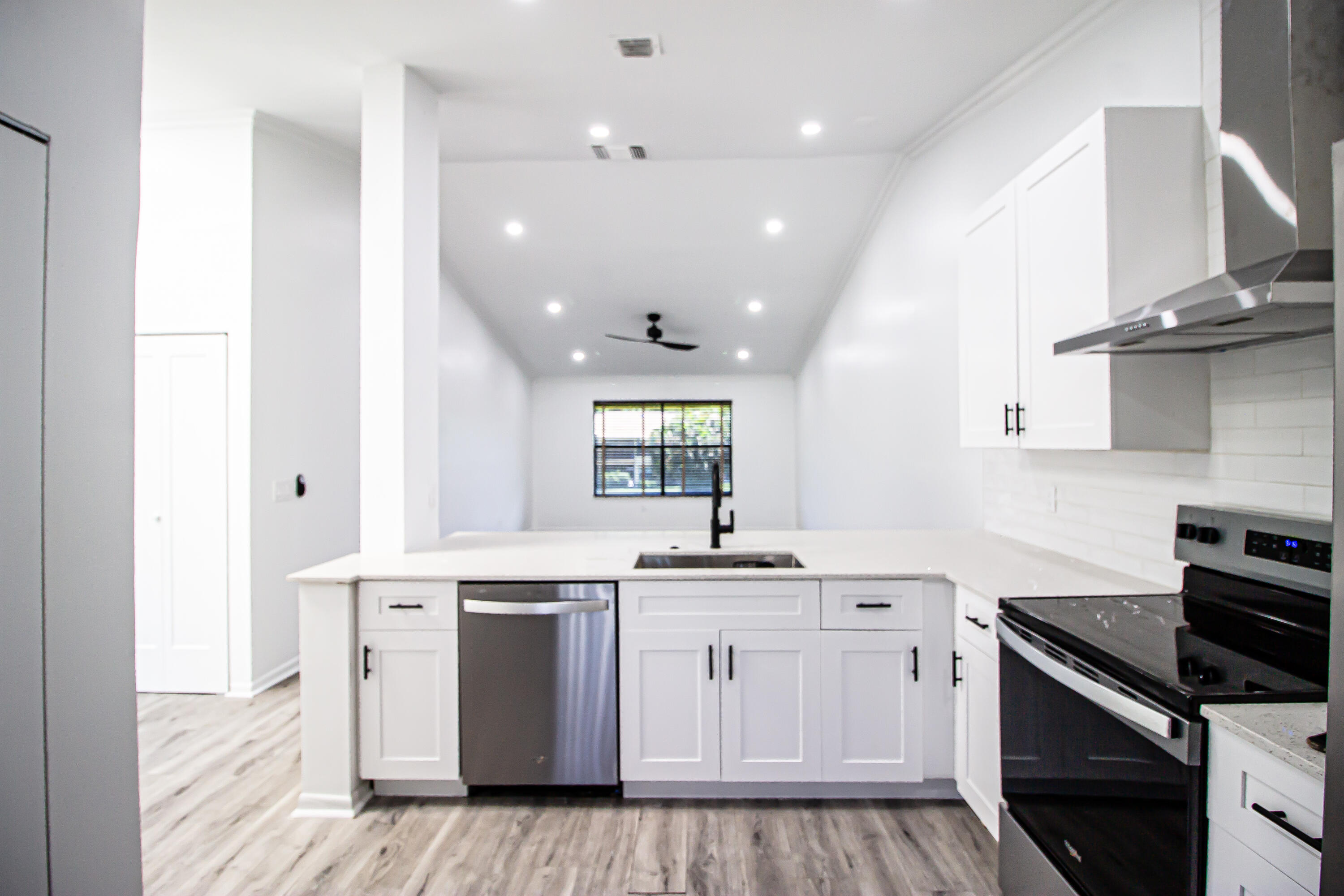 SHEFFIELD WOODS AT WELLINGTON CONDO - Residential Lease