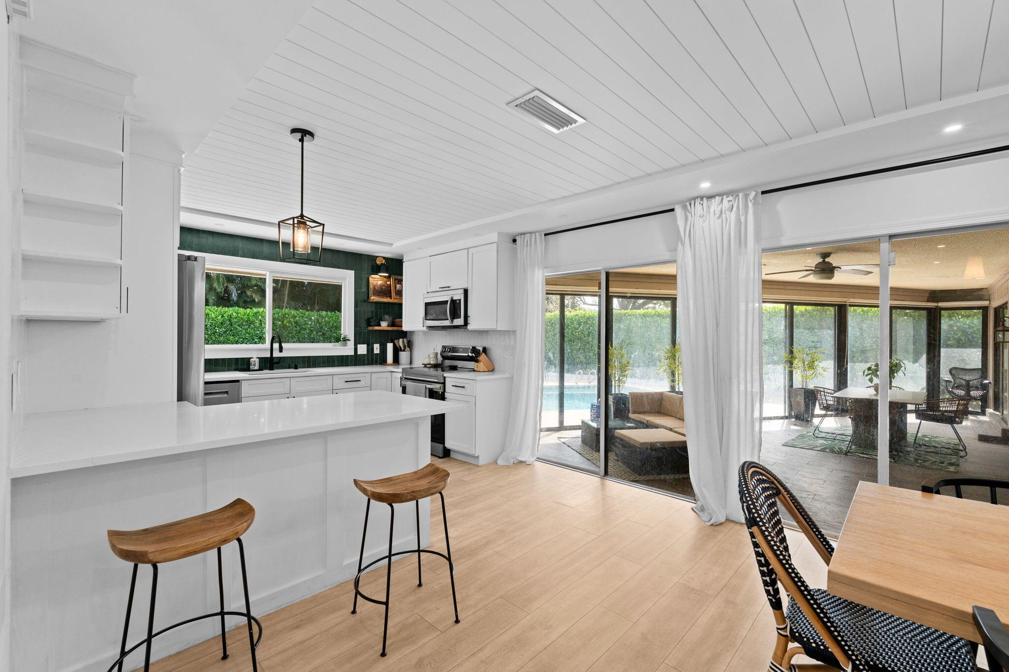 PGA RESORT COMMUNITY 4 - Residential Lease