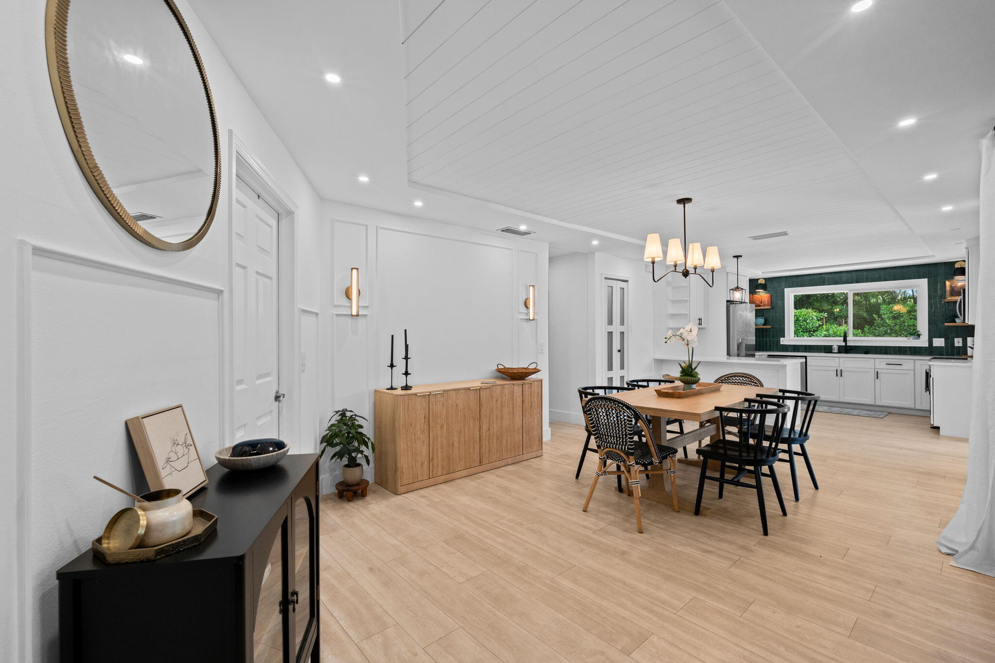 PGA RESORT COMMUNITY 4 - Residential Lease