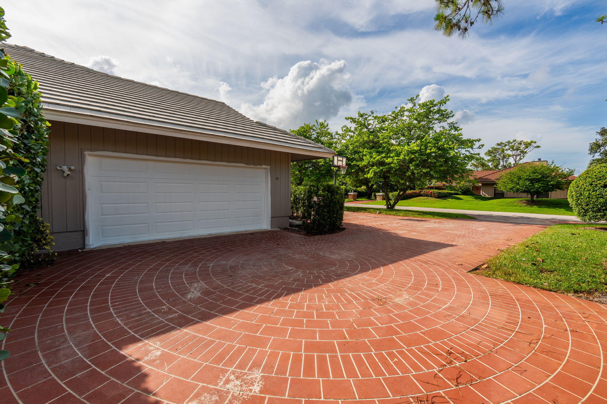 PGA RESORT COMMUNITY 4 - Residential Lease