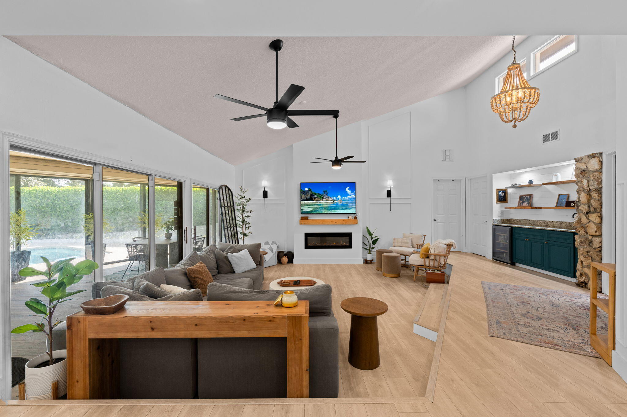 PGA RESORT COMMUNITY 4 - Residential Lease