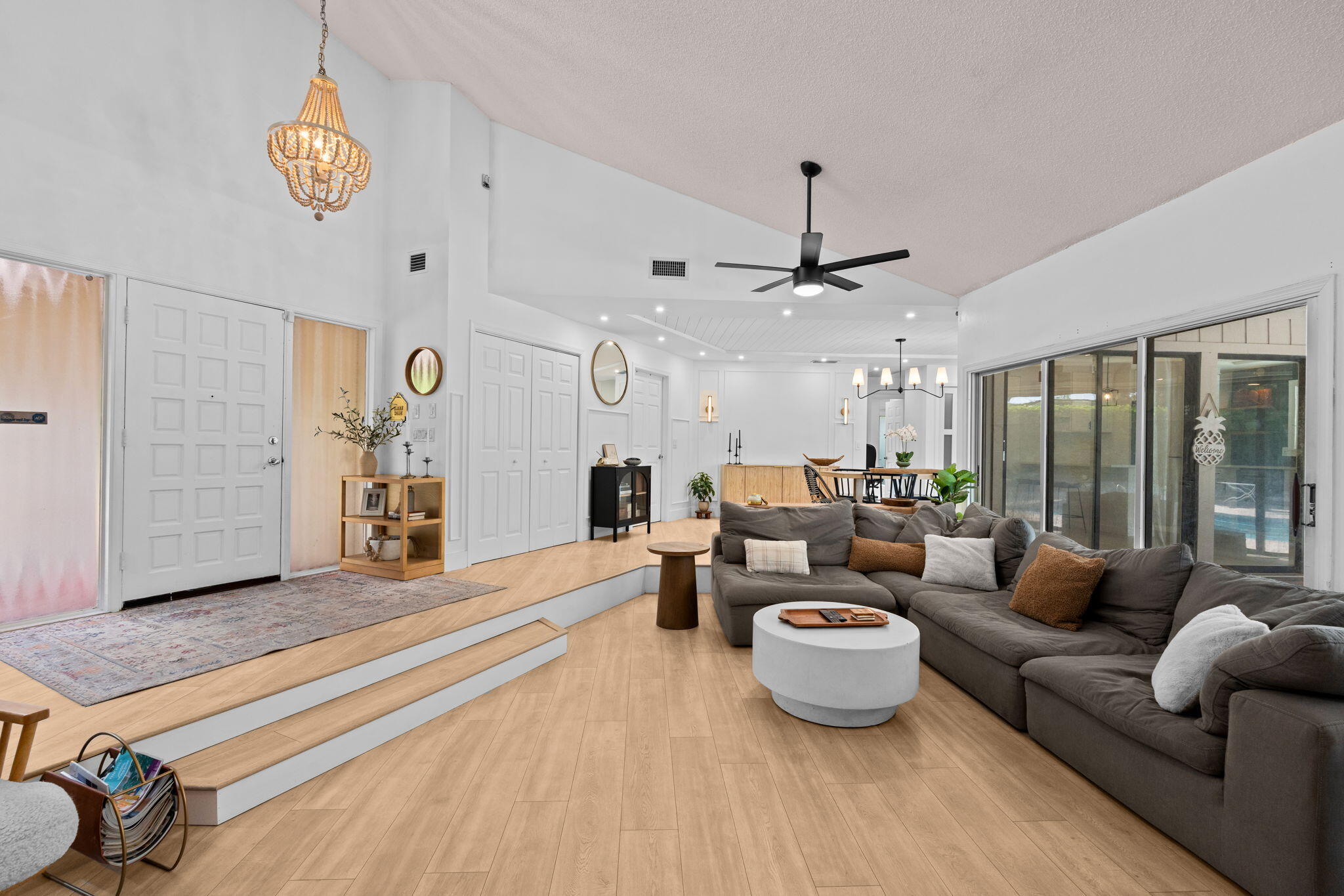 PGA RESORT COMMUNITY 4 - Residential Lease